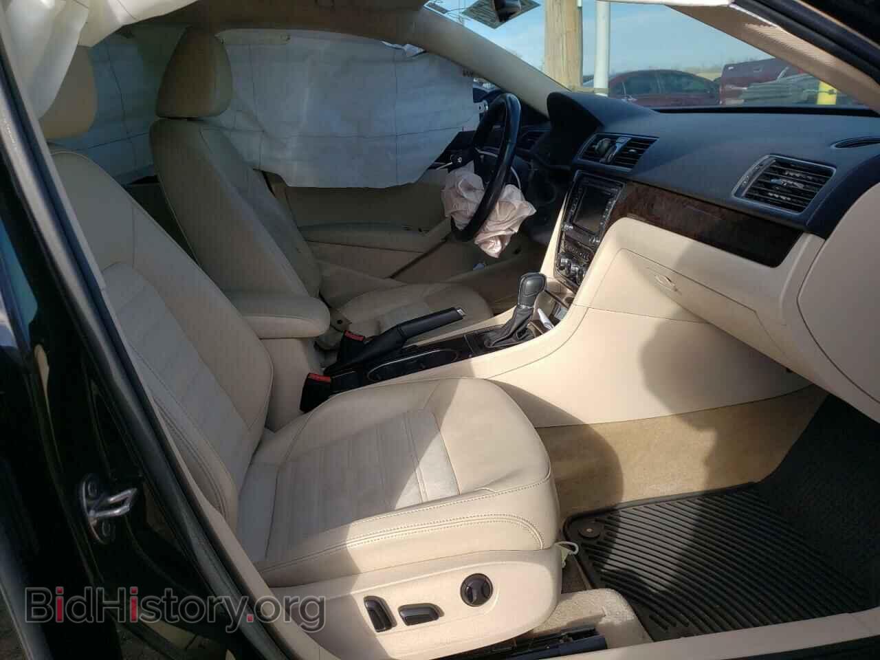 2015 VOLKSWAGEN PASSAT - VIN: 1VWCM7A31FC077502 - Фото 5