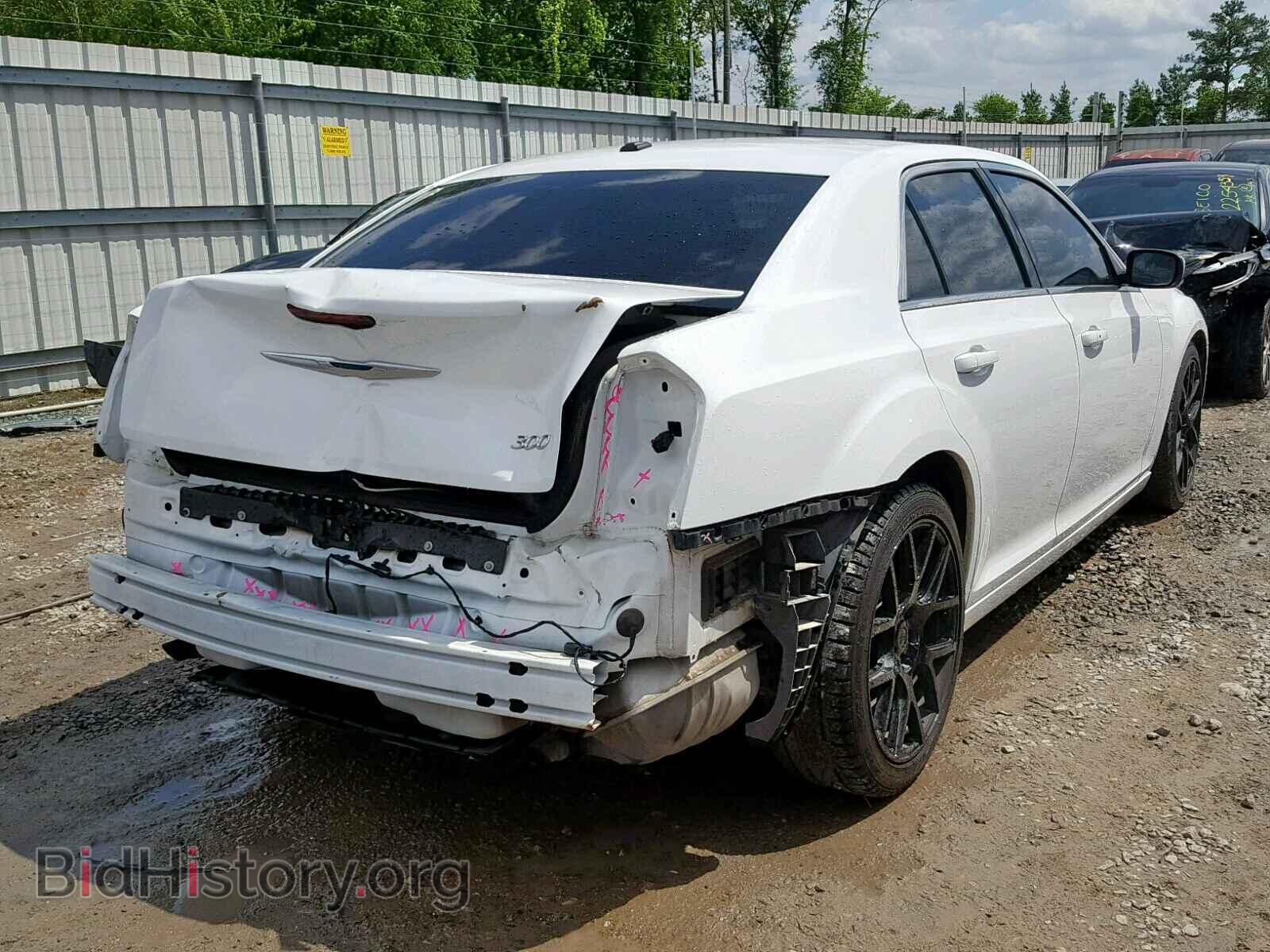 2012 CHRYSLER 300 - VIN: 2C3CCAAG4CH273677 - Фото 4