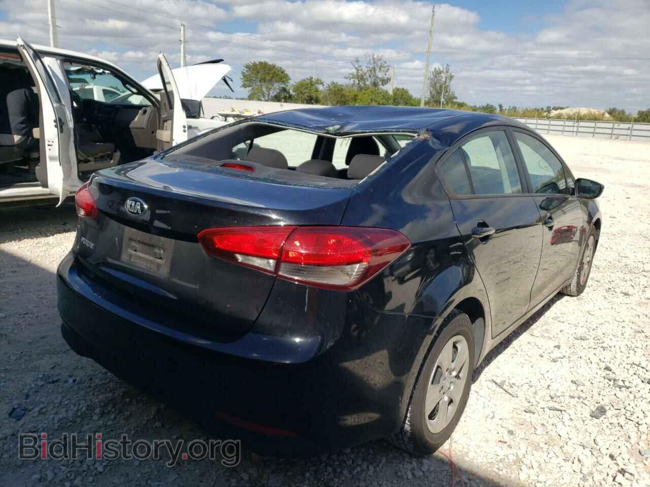 2017 KIA FORTE - VIN: 3KPFK4A72HE083344 - Фото 4