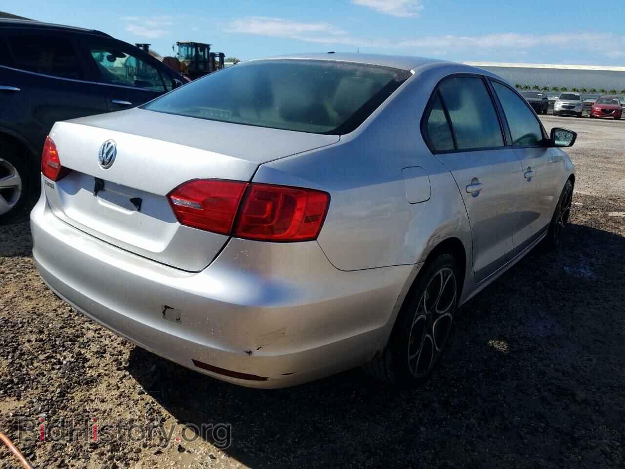 2011 VOLKSWAGEN JETTA - VIN: 3VW2K7AJ5BM041952 - Фото 4
