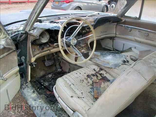 Фотография  - FORD TBIRD 1962