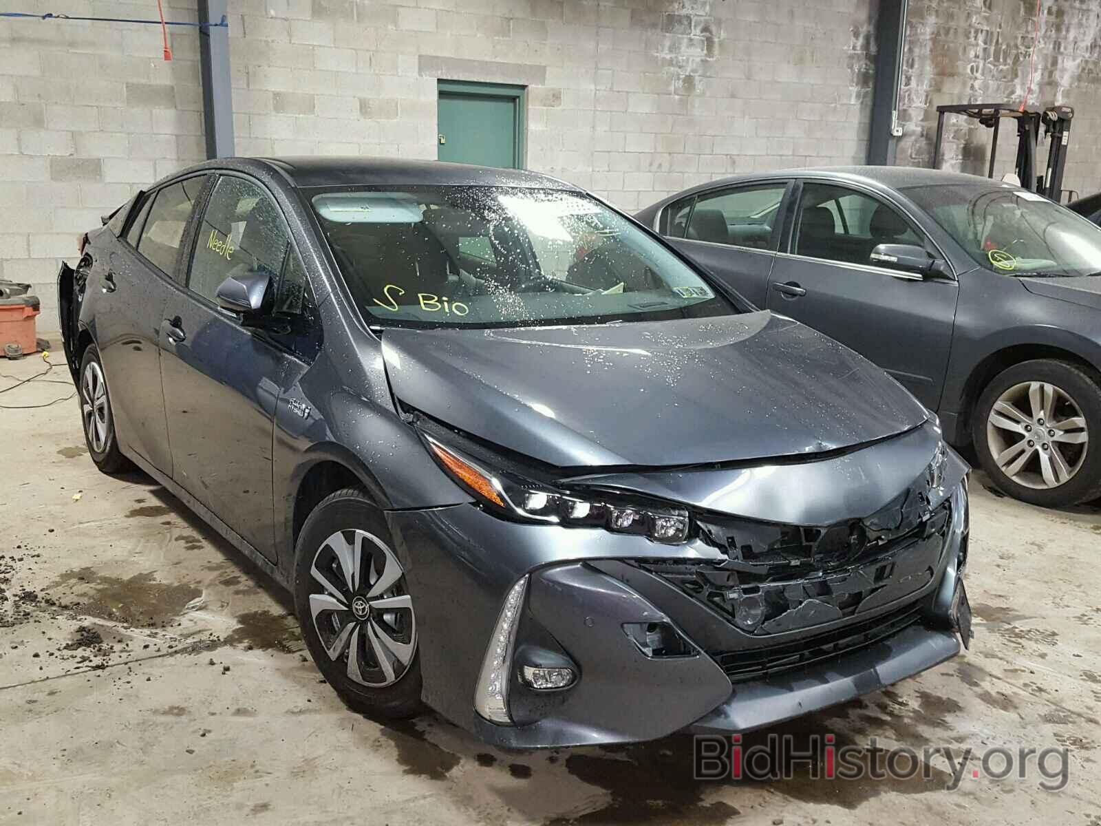 Photo JTDKARFP9H3023740 - TOYOTA PRIUS 2017