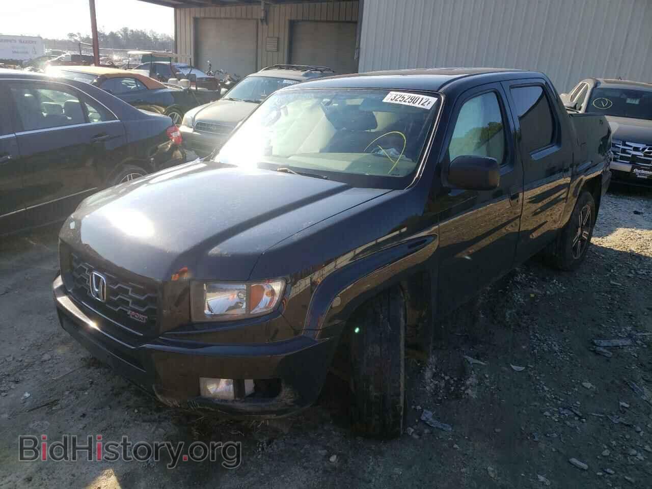 2013 HONDA RIDGELINE - VIN: 5FPYK1F71DB018464 - Фото 2