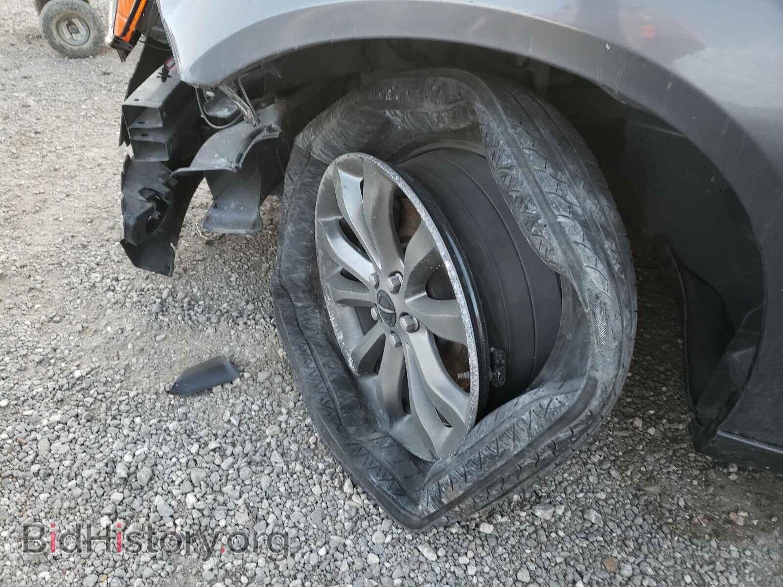 2014 CHRYSLER 300 - VIN: 2C3CCAGG0EH287800 - Фото 9