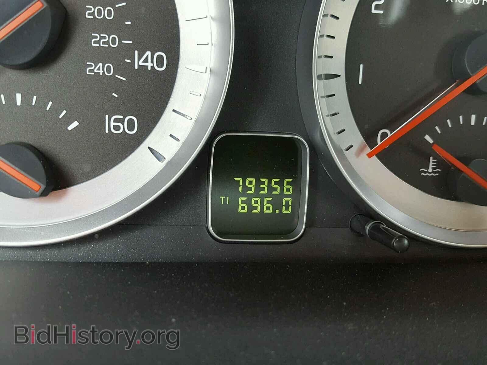 2011 VOLVO C70 - VIN: YV1672MC3BJ114202 - Фото 8