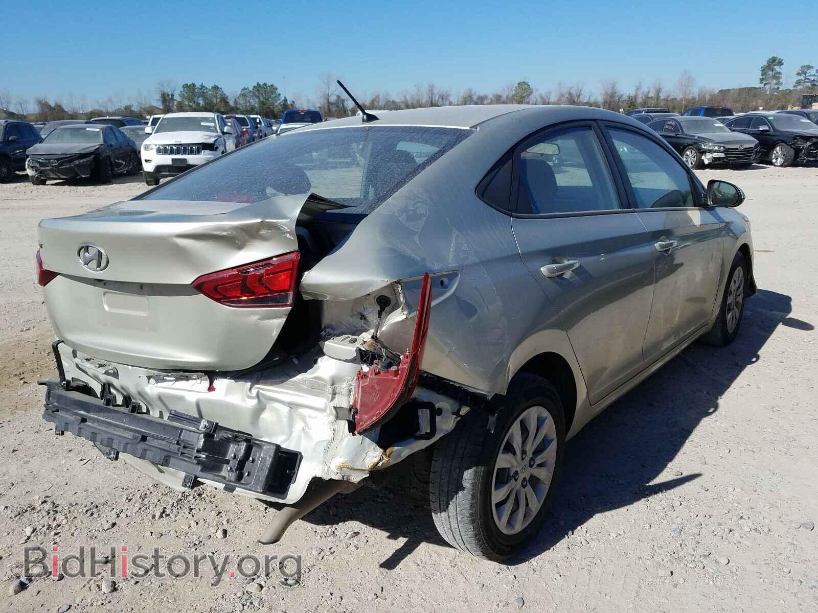 2019 HYUNDAI ACCENT - VIN: 3KPC24A38KE054907 - Фото 4