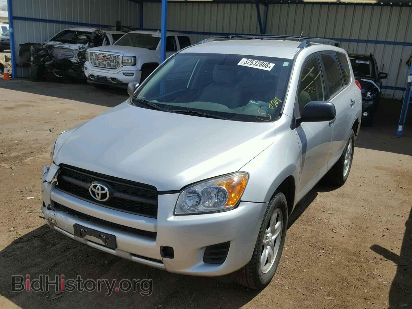 2011 TOYOTA RAV4 - VIN: 2T3BF4DV7BW099788 - Фото 2