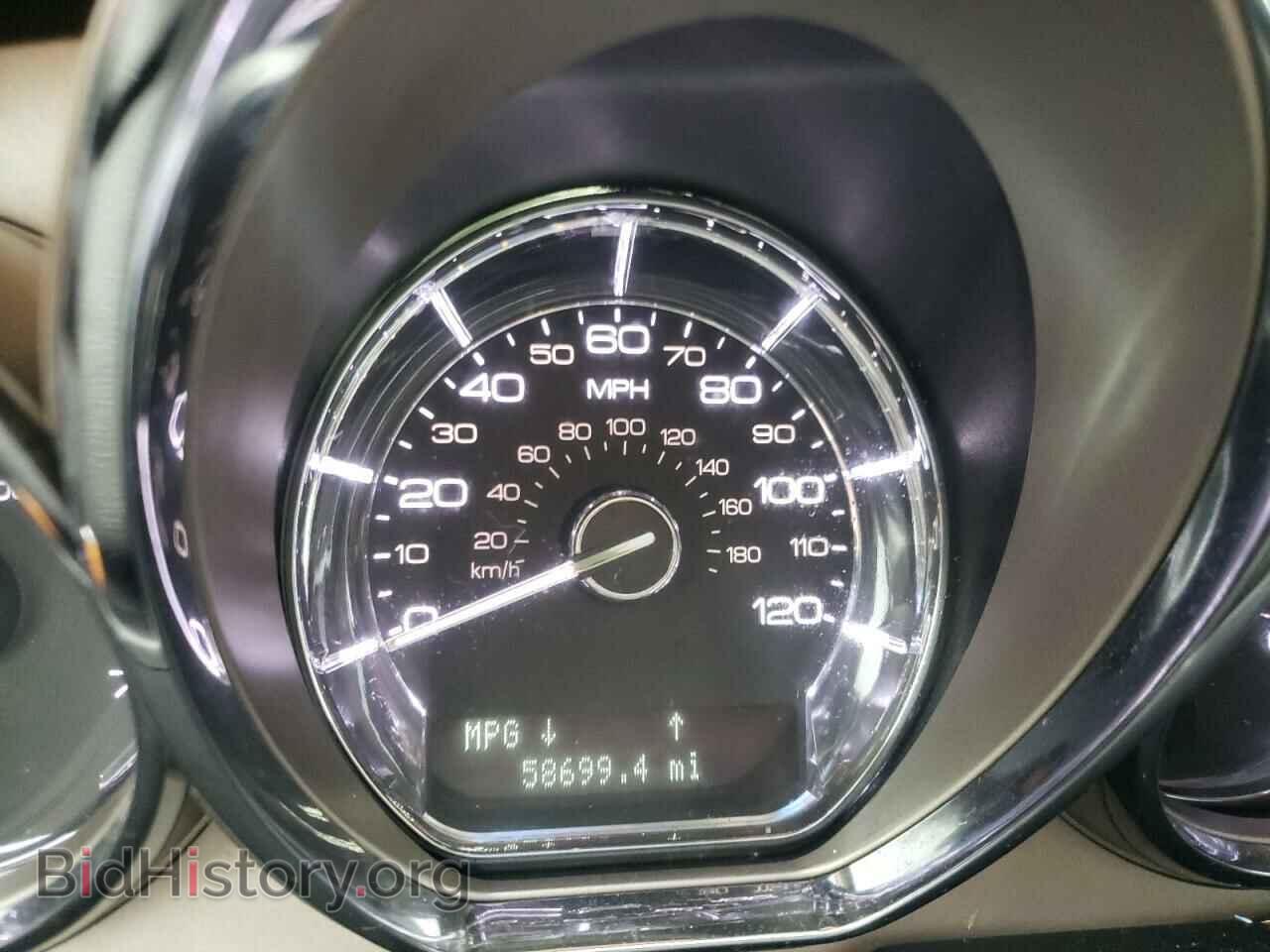 2011 LINCOLN MKT - VIN: 2LMHJ5FR7BBJ54967 - Фото 8