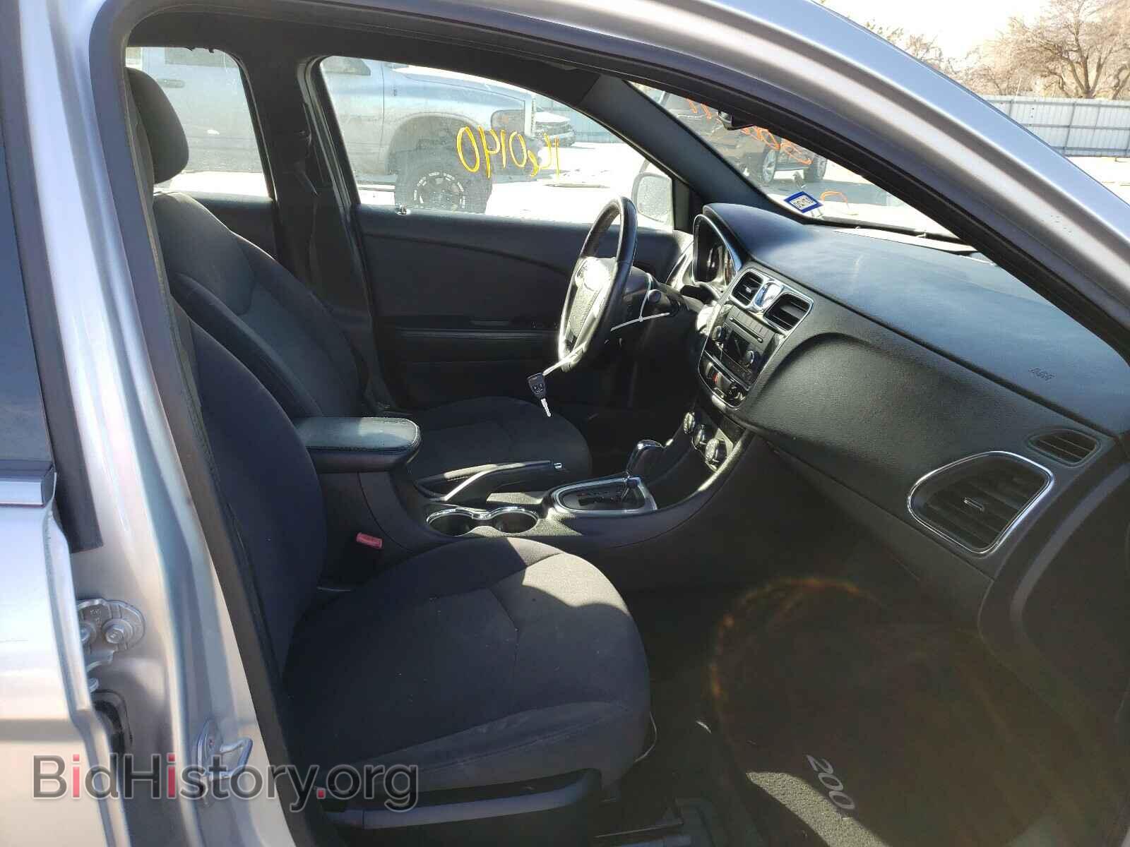 2012 CHRYSLER 200 - VIN: 1C3CCBBG4CN306611 - Фото 5