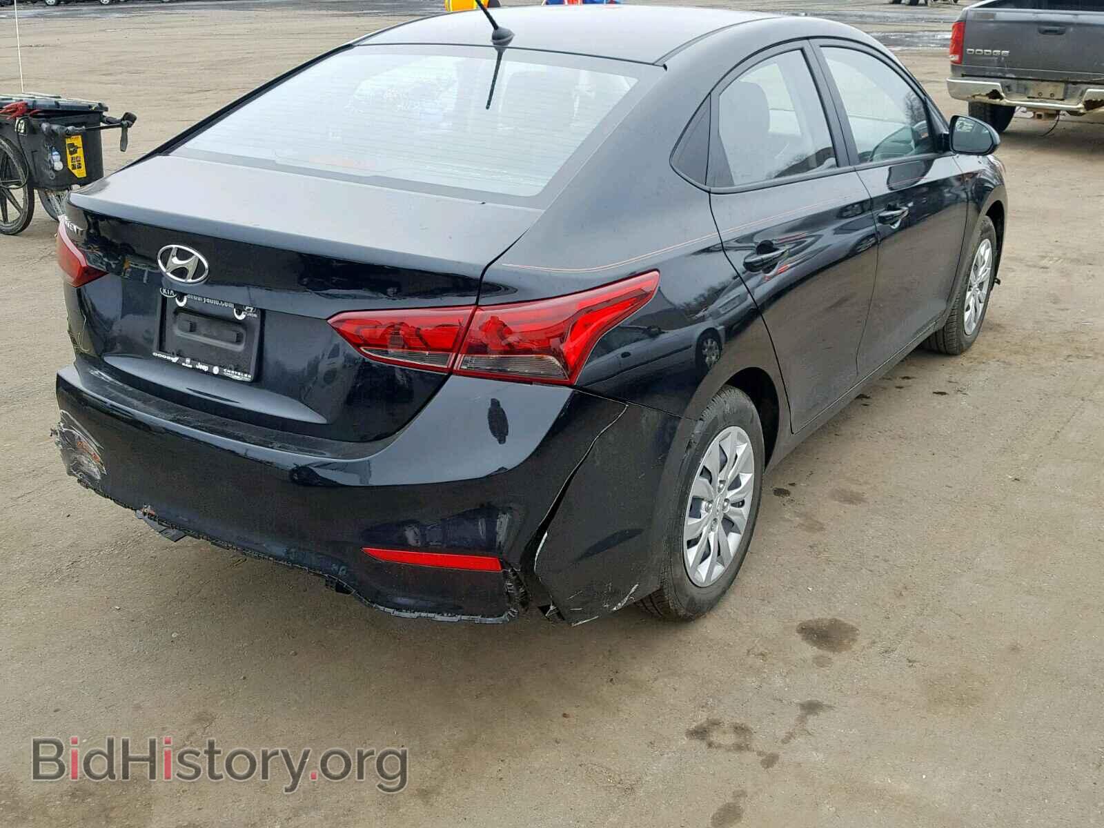 2018 HYUNDAI ACCENT - VIN: 3KPC24A32JE036854 - Фото 4