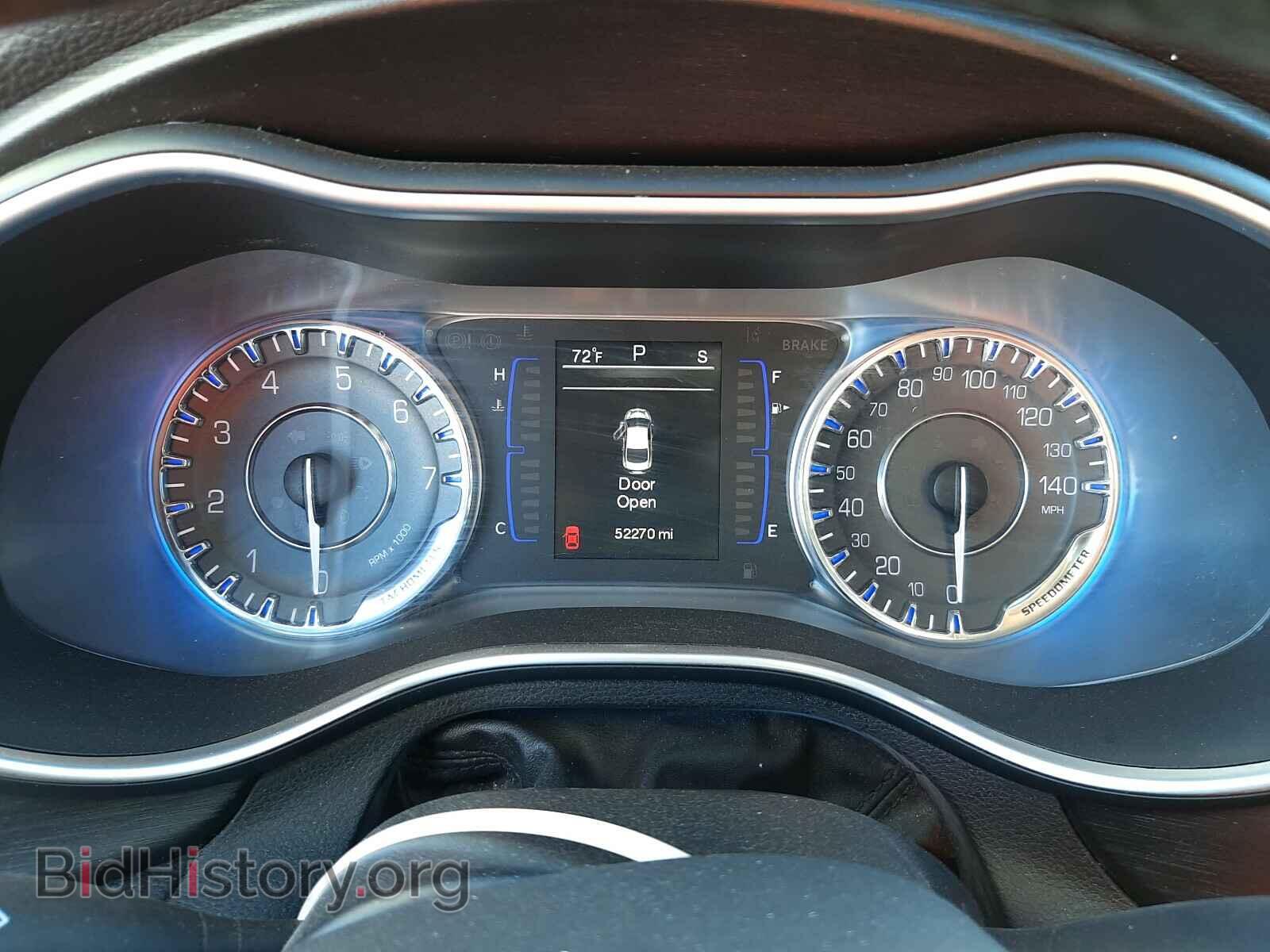 2015 CHRYSLER 200 - VIN: 1C3CCCABXFN698770 - Фото 8