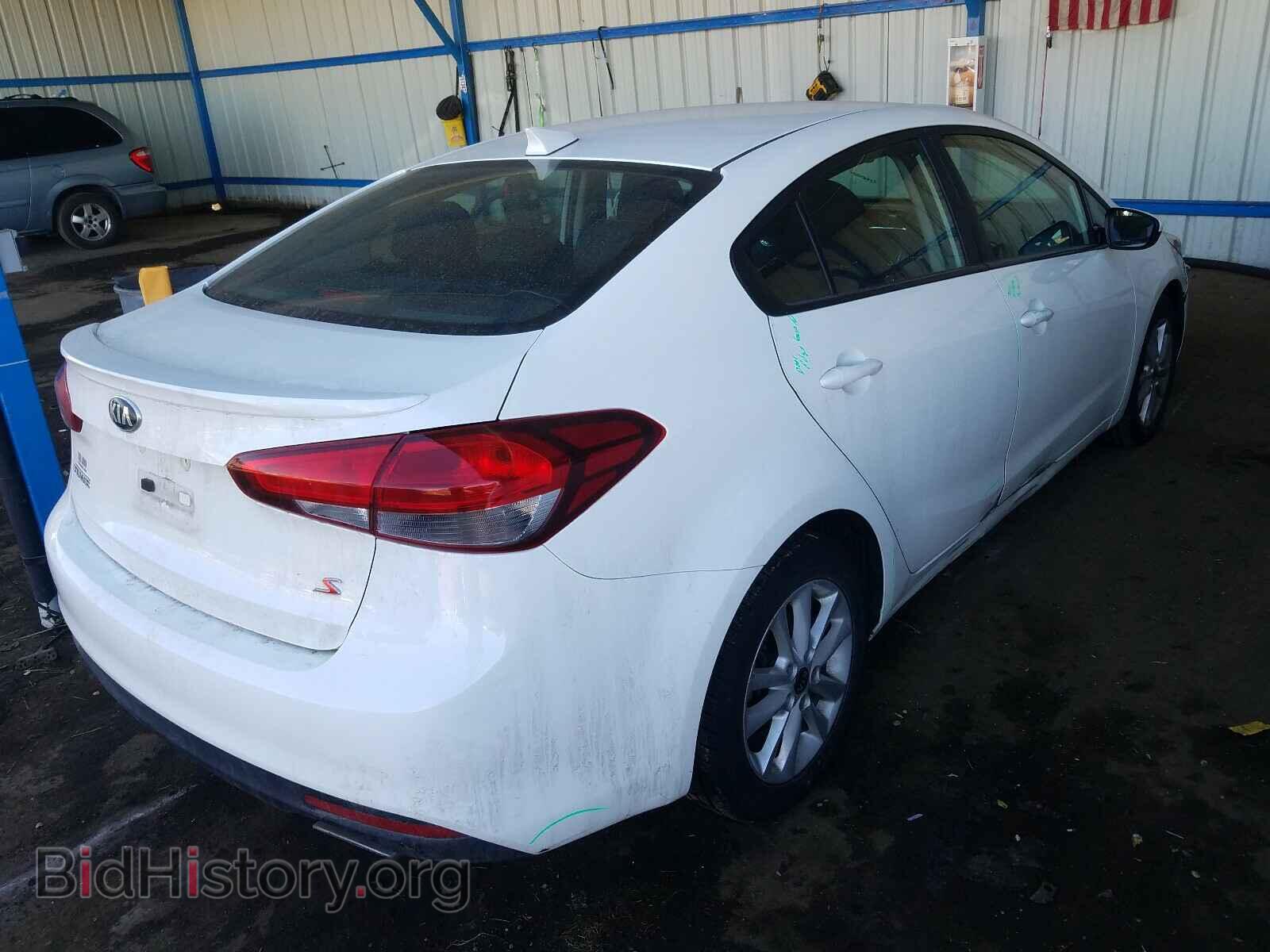 2017 KIA FORTE - VIN: 3KPFL4A78HE043282 - Фото 4