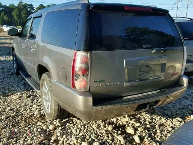 2012 GMC YUKON - VIN: 1GKS2MEF0CR199272 - Фото 3