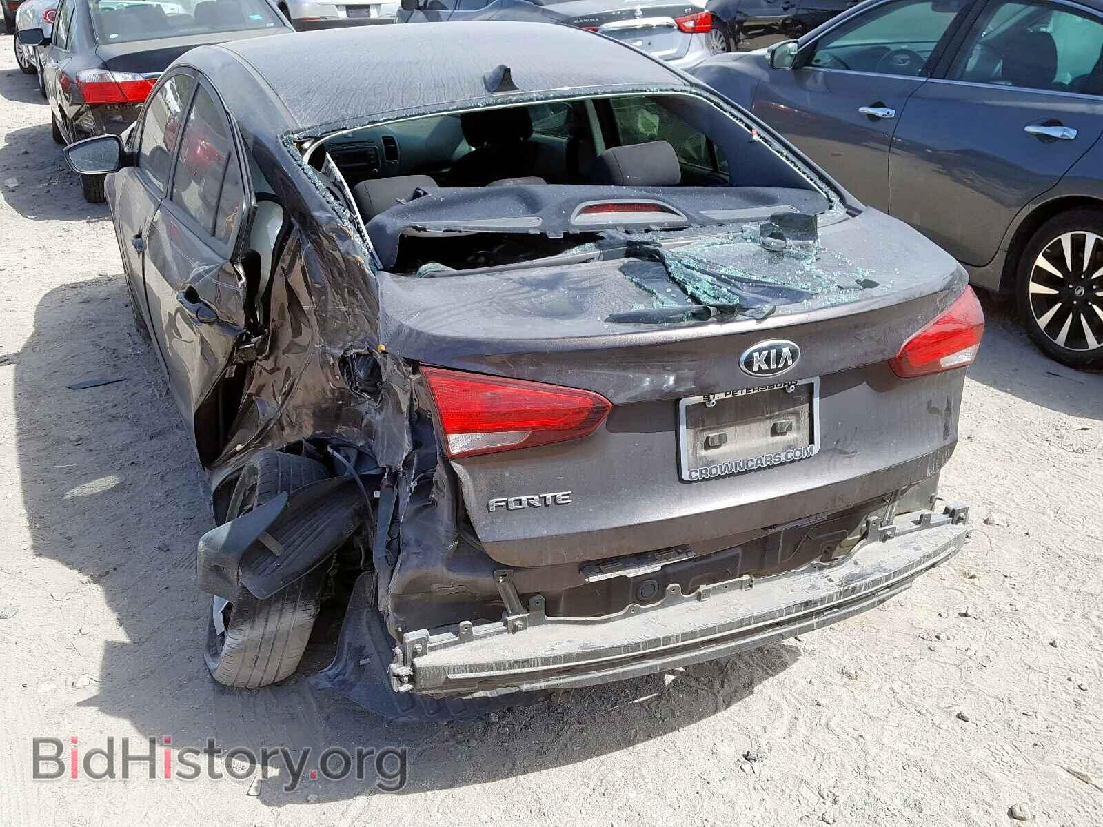 2017 KIA FORTE - VIN: 3KPFK4A76HE081693 - Фото 9