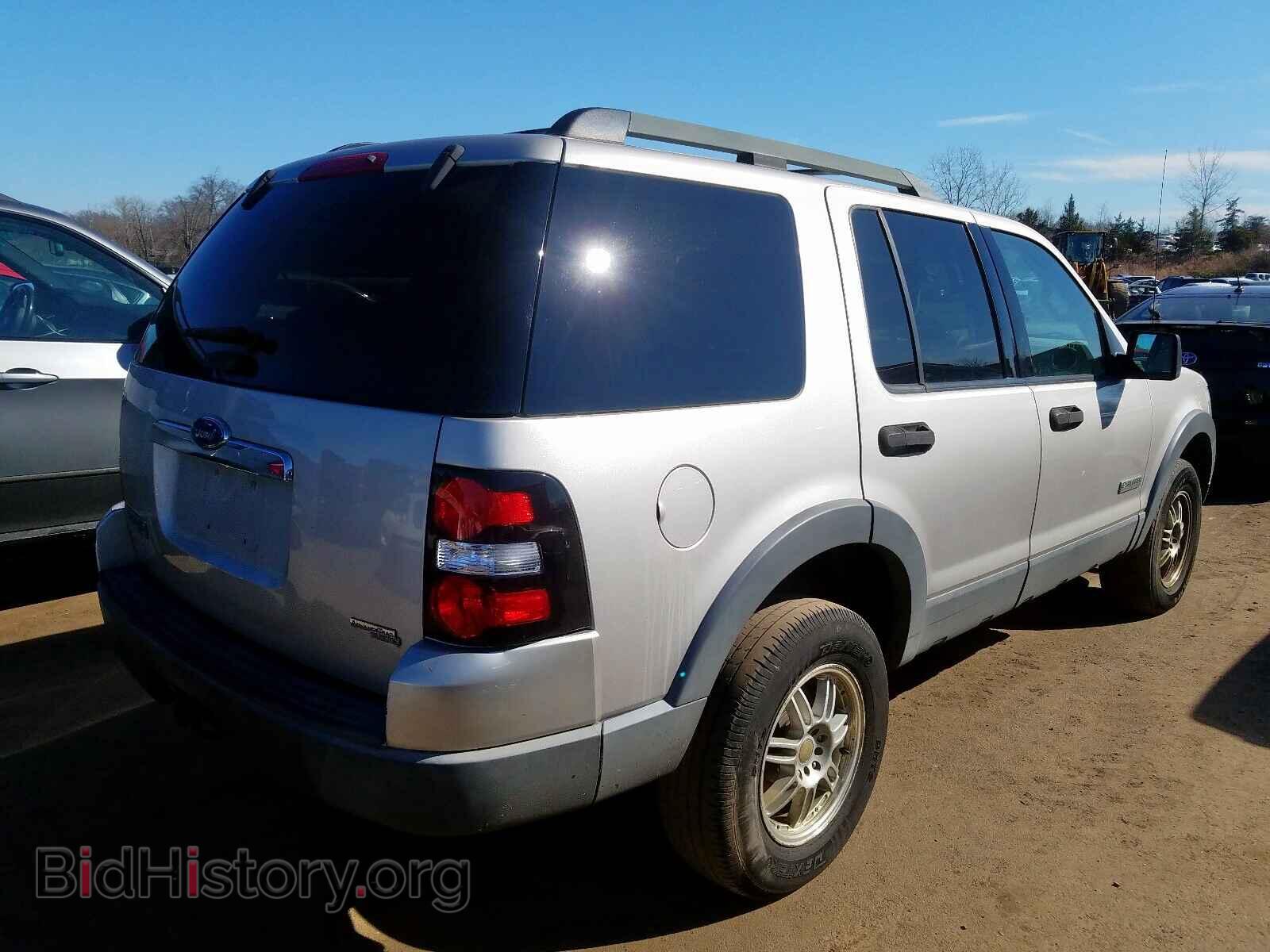 2006 FORD EXPLORER - VIN: 1FMEU73E56UB37930 - Фото 4
