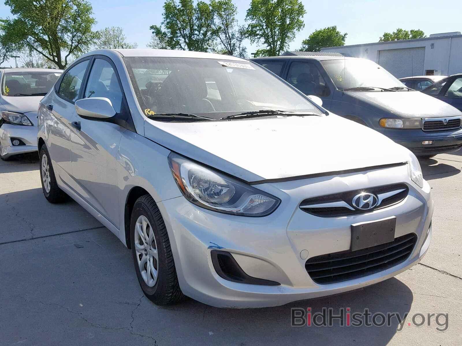 Hyundai Accent 2012