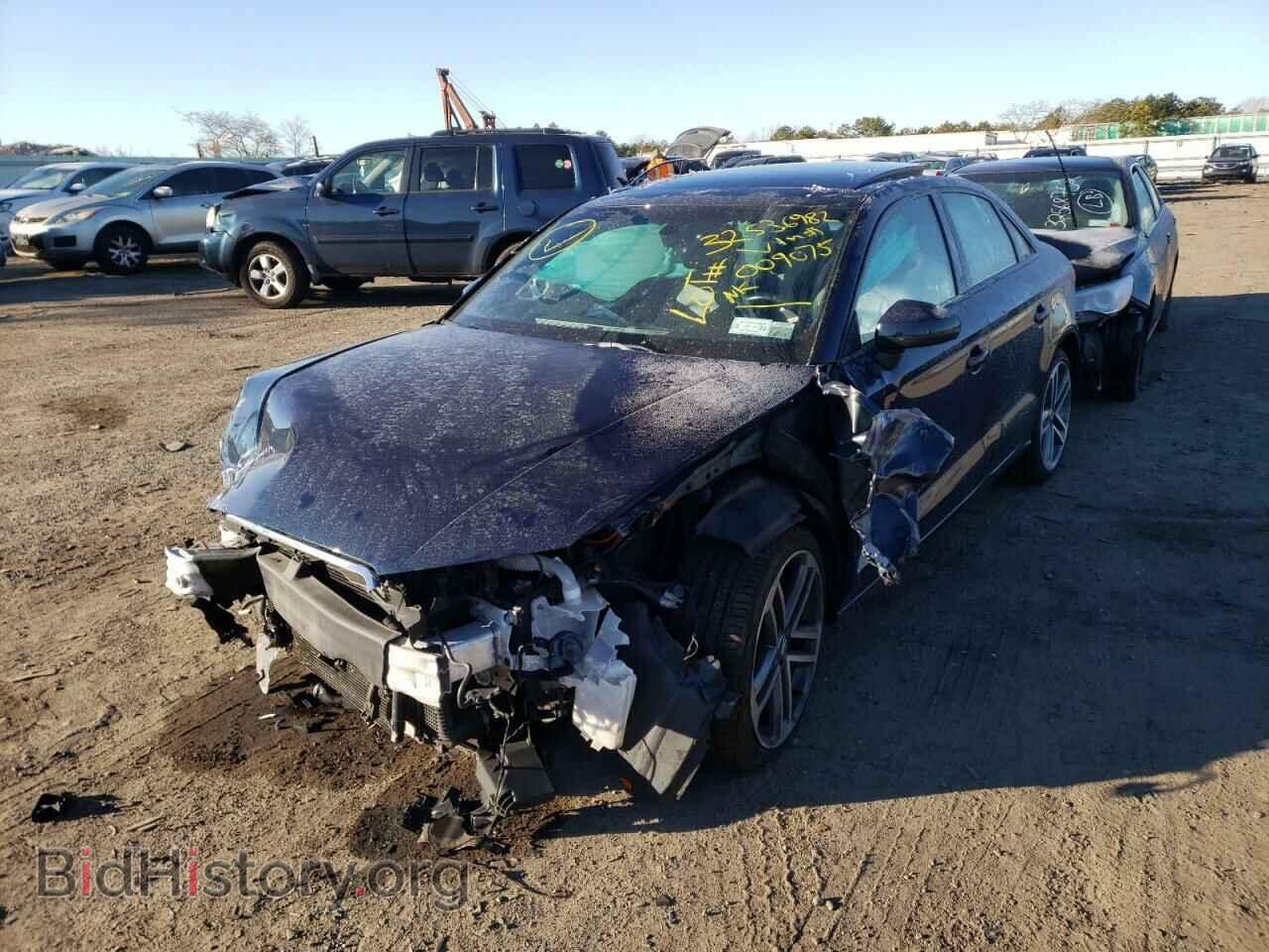 2017 AUDI A3 - VIN: WAUB8GFF7H1009075 - Фото 2