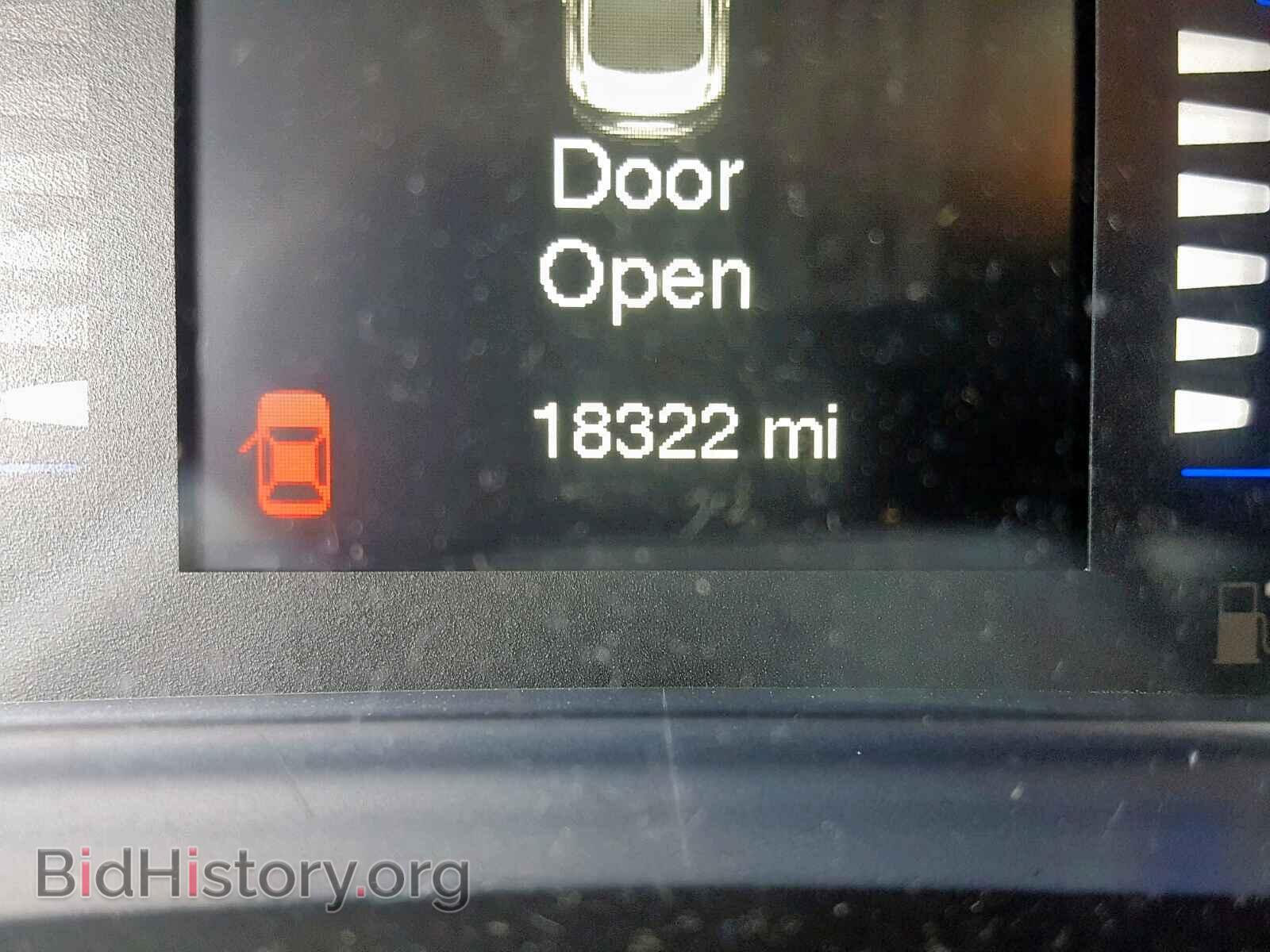 2017 CHRYSLER 200 - VIN: 1C3CCCAB2HN504302 - Фото 8