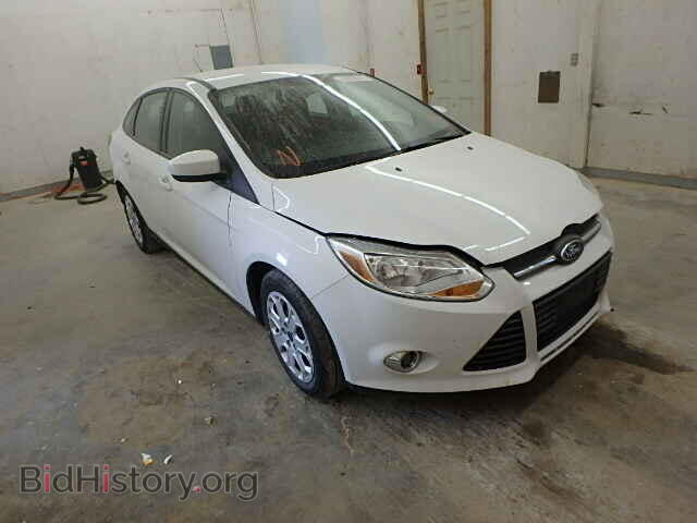 Photo 1FAHP3F28CL365477 - FORD FOCUS 2012