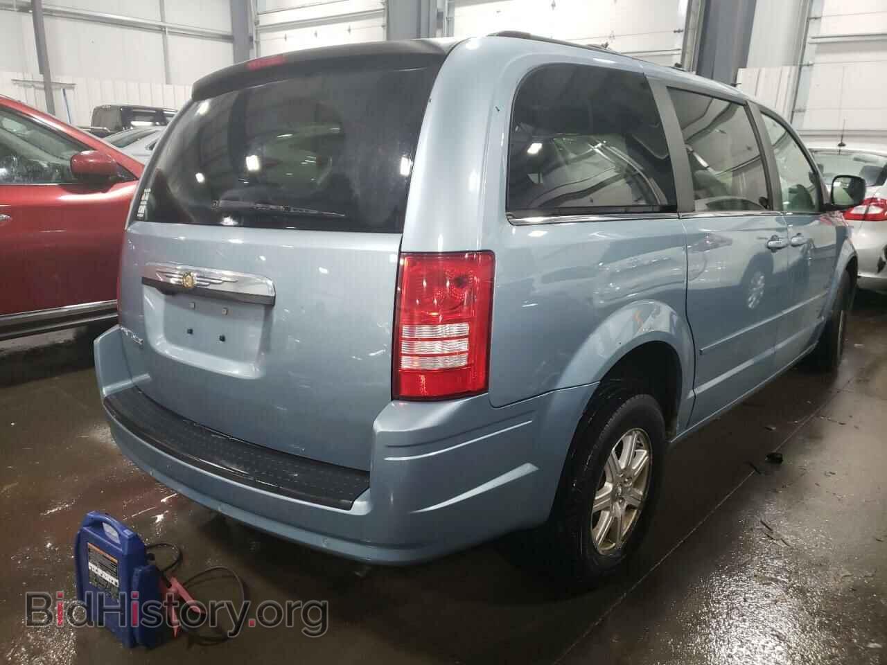 2008 CHRYSLER MINIVAN - VIN: 2A8HR54P28R773284 - Фото 4