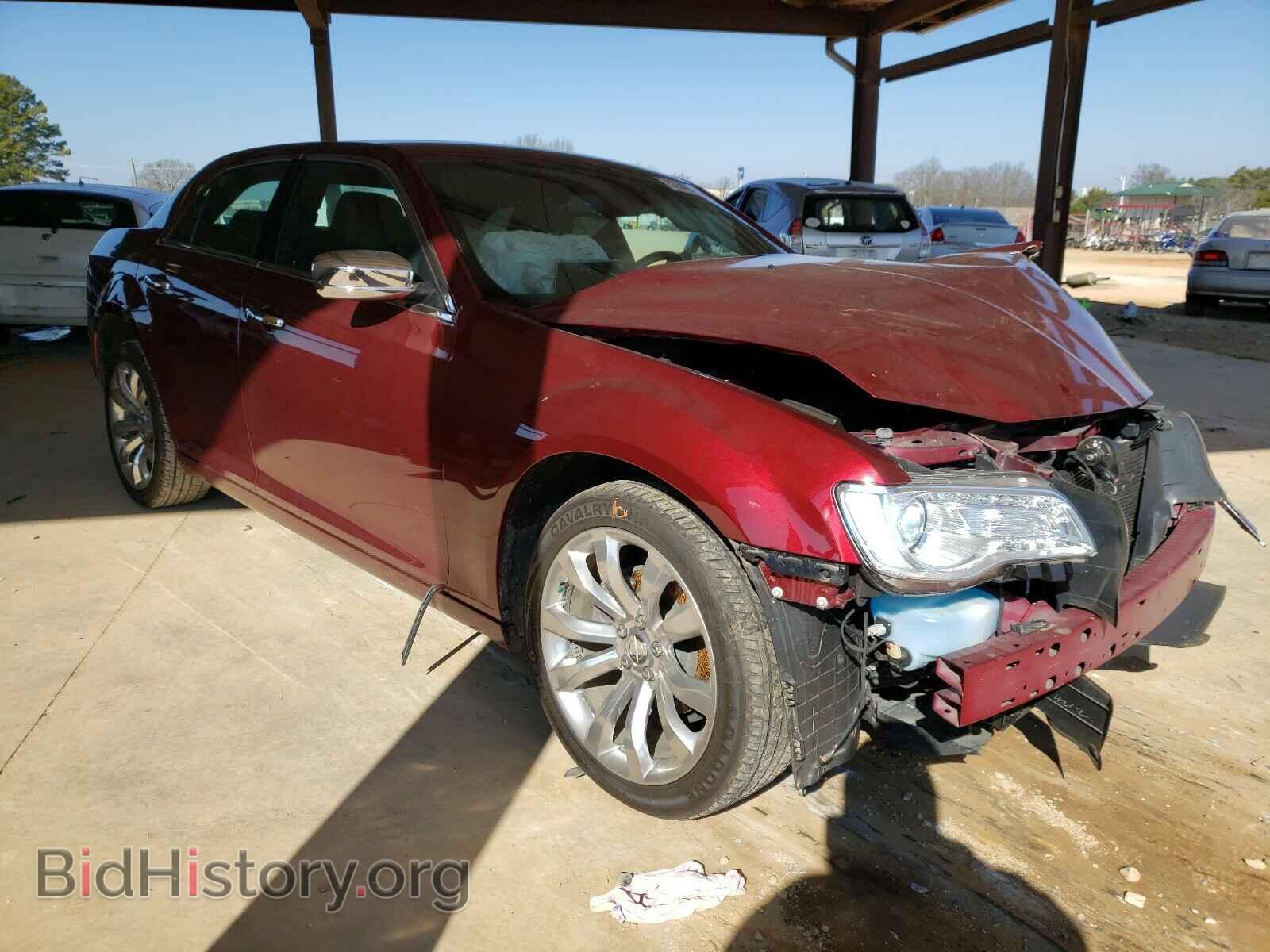 Фотография 2C3CCAEG7JH275883 - CHRYSLER 300 2018