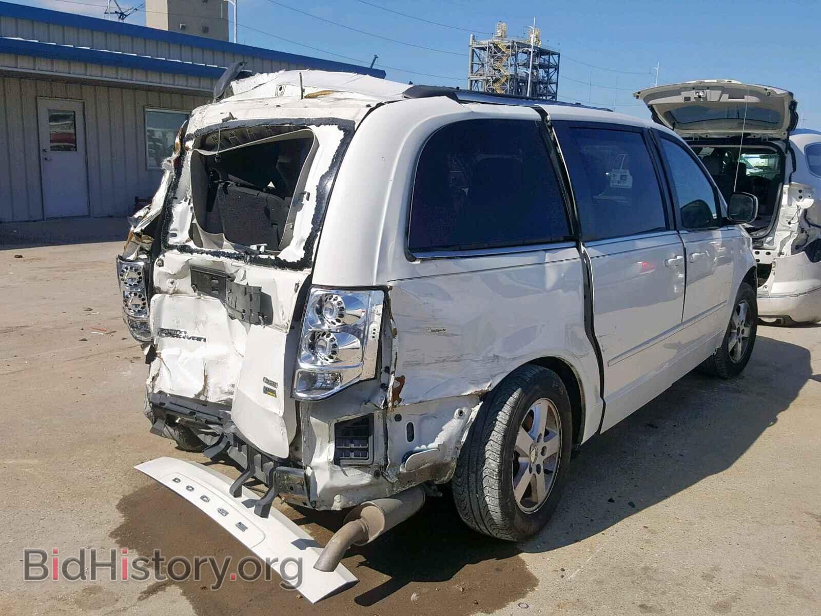 2011 DODGE CARAVAN - VIN: 2D4RN5DG8BR751131 - Фото 4