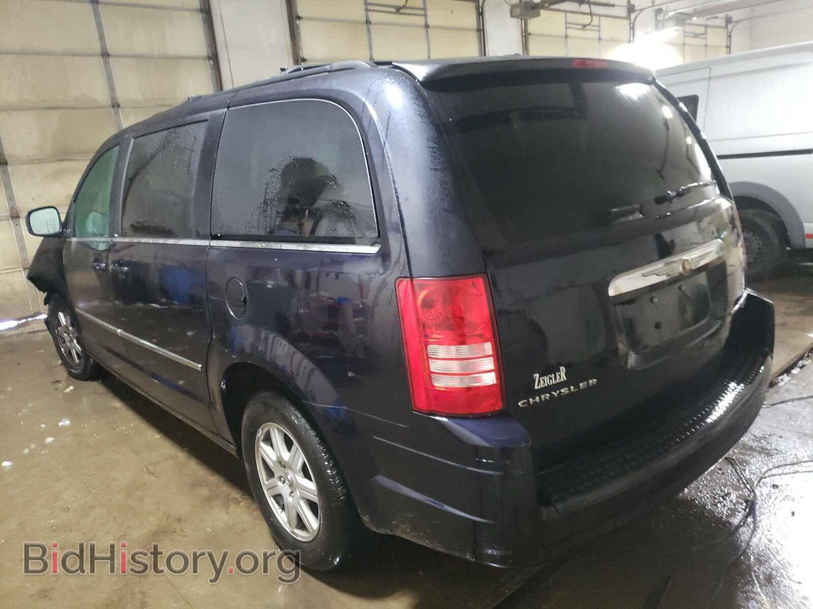 2010 CHRYSLER MINIVAN - VIN: 2A4RR8D15AR451666 - Фото 3