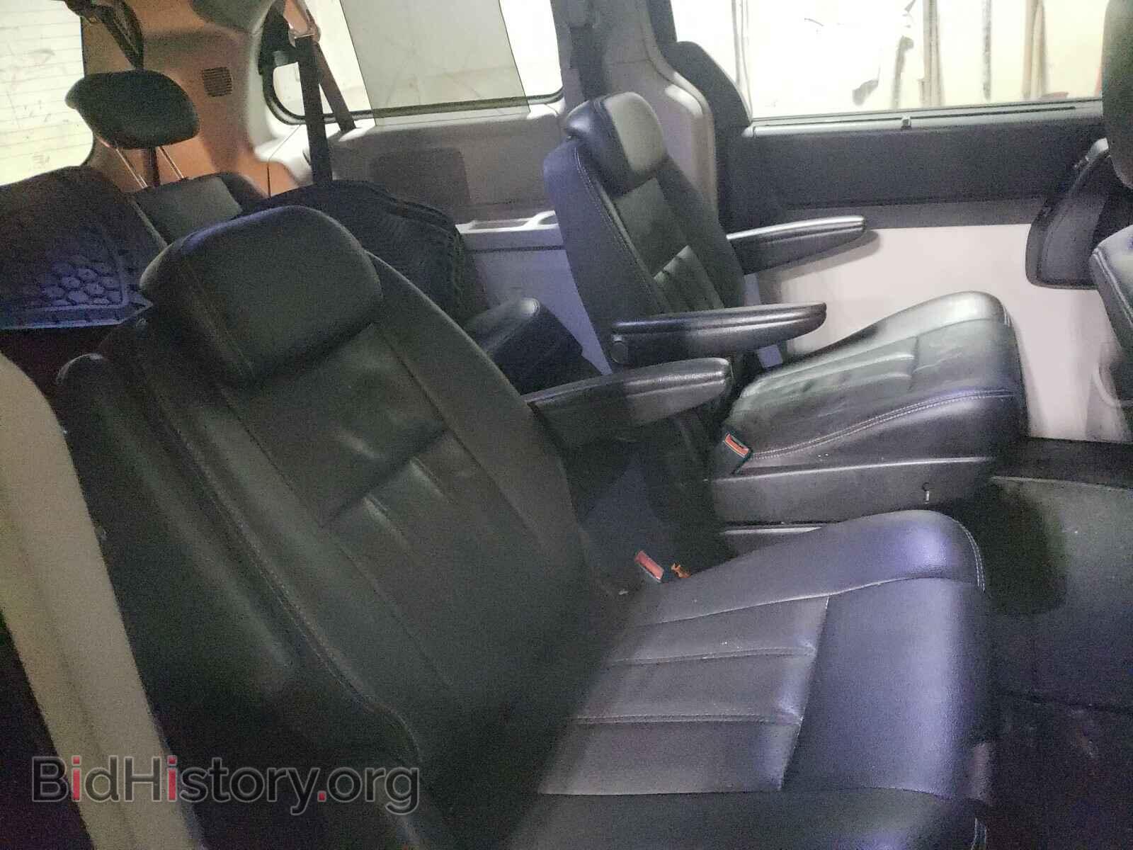 2010 CHRYSLER MINIVAN - VIN: 2A4RR8D15AR451666 - Фото 6