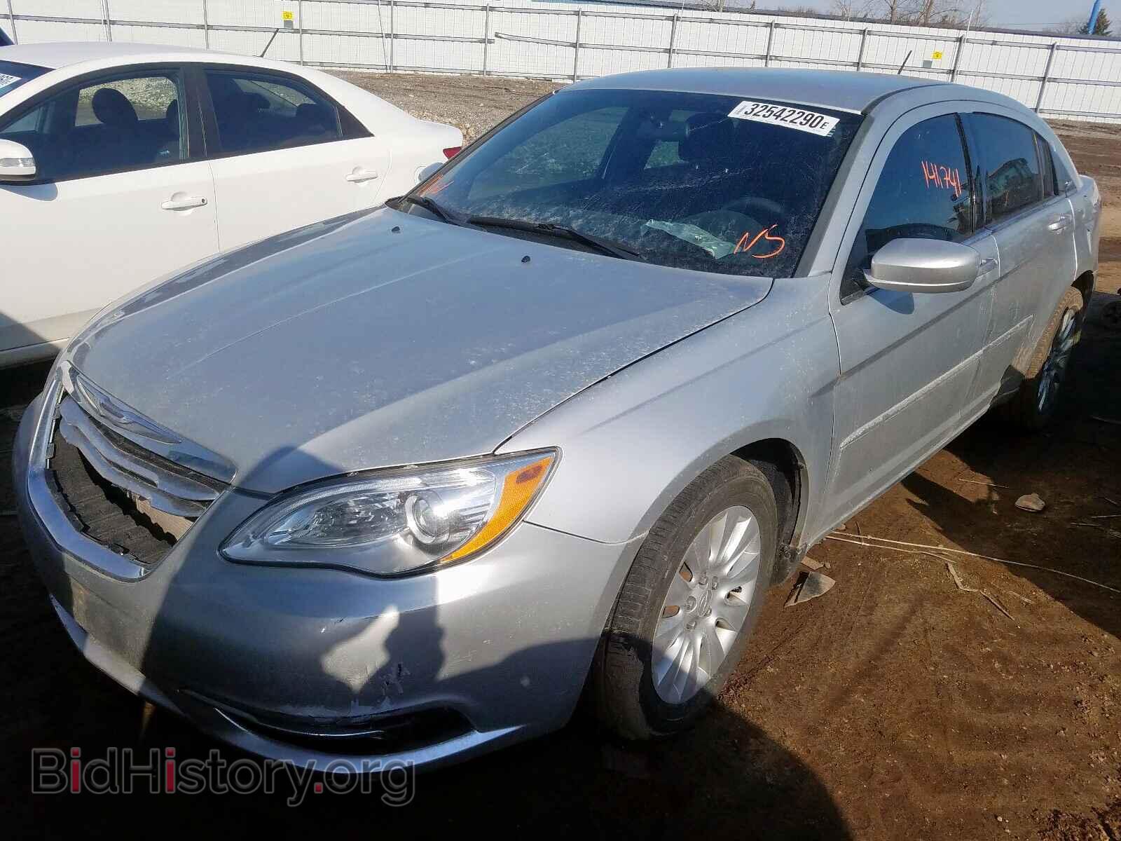 2012 CHRYSLER 200 - VIN: 1C3CCBAB4CN317971 - Photo 2