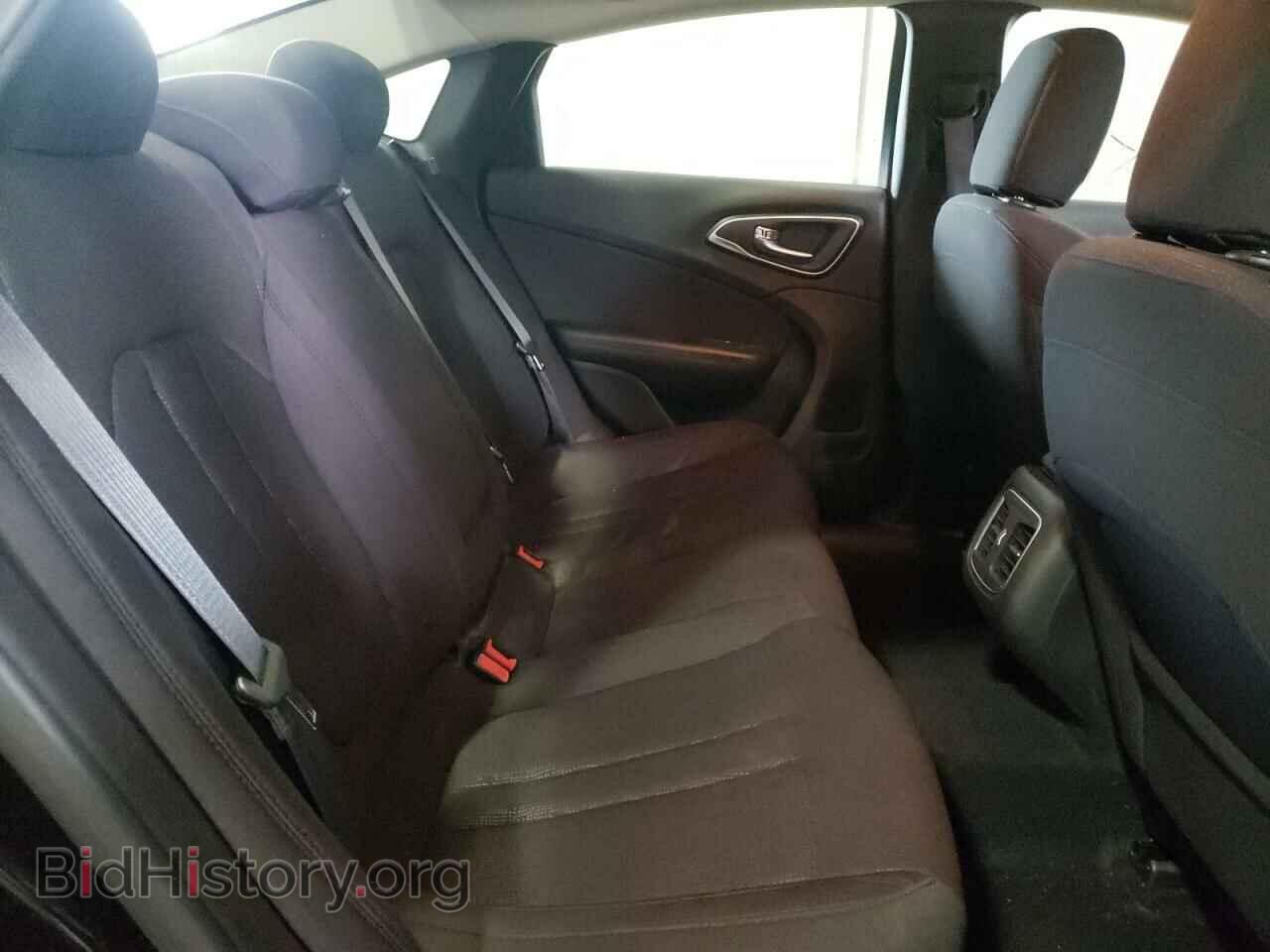 2015 CHRYSLER 200 - VIN: 1C3CCCAB1FN542441 - Фото 6