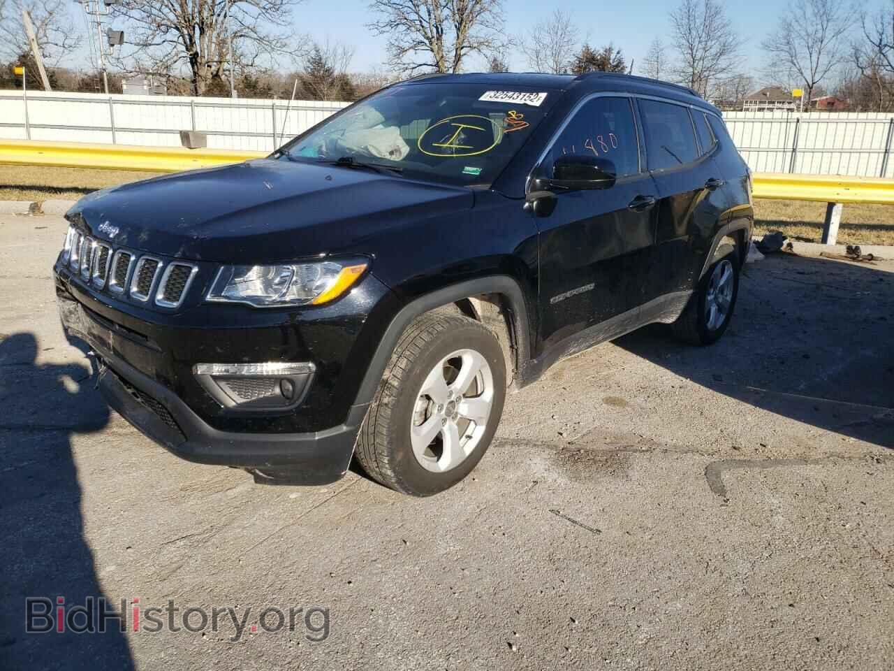 2018 JEEP COMPASS - VIN: 3C4NJCBB5JT166201 - Photo 2