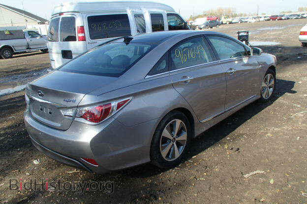 2012 HYUNDAI SONATA - VIN: KMHEC4A43CA038886 - Фото 6