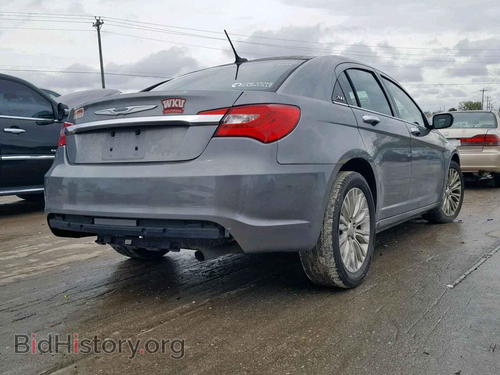 2011 CHRYSLER 200 - VIN: 1C3BC2FB9BN581738 - Photo 4