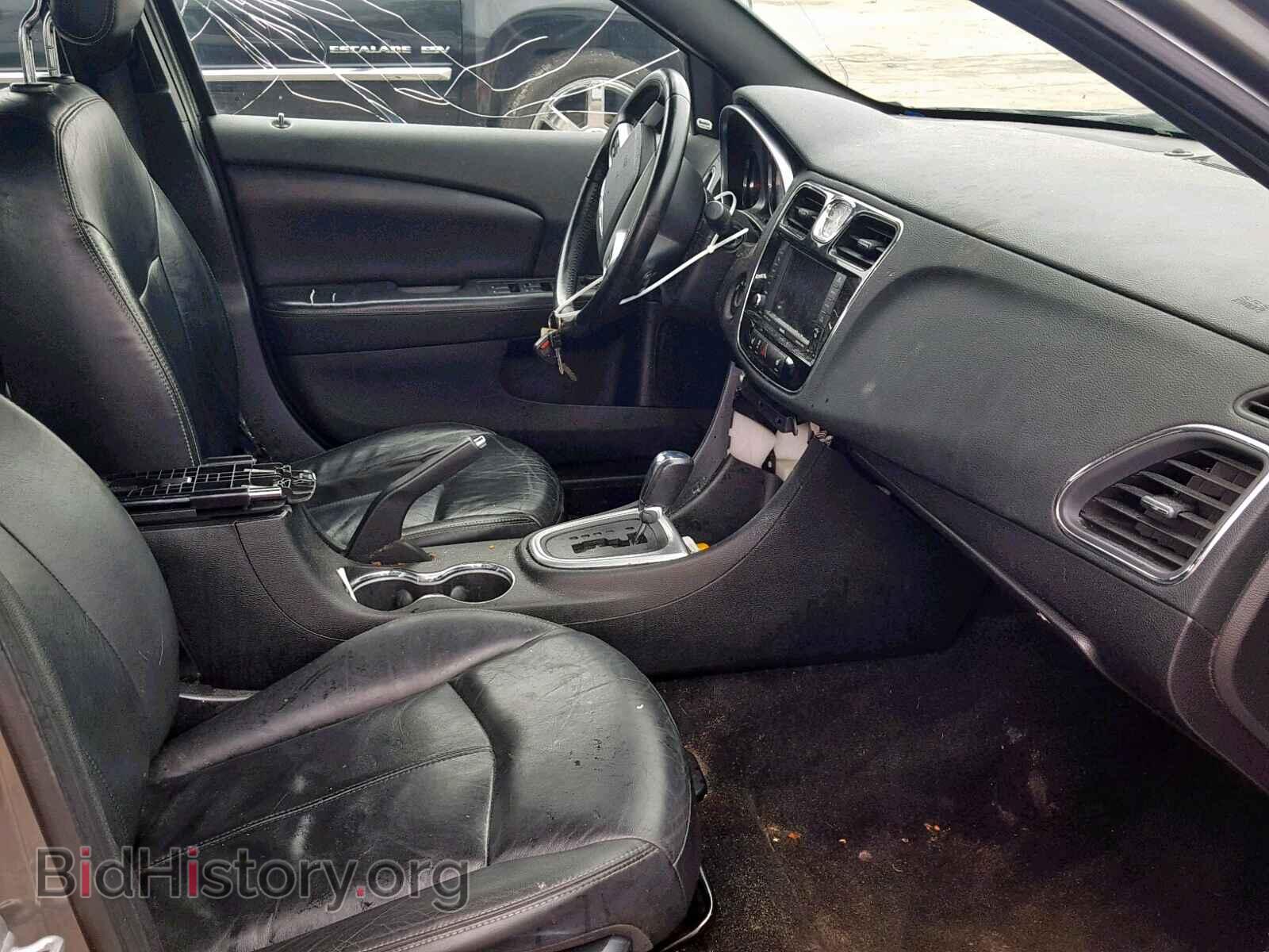 2011 CHRYSLER 200 - VIN: 1C3BC2FB9BN581738 - Photo 5