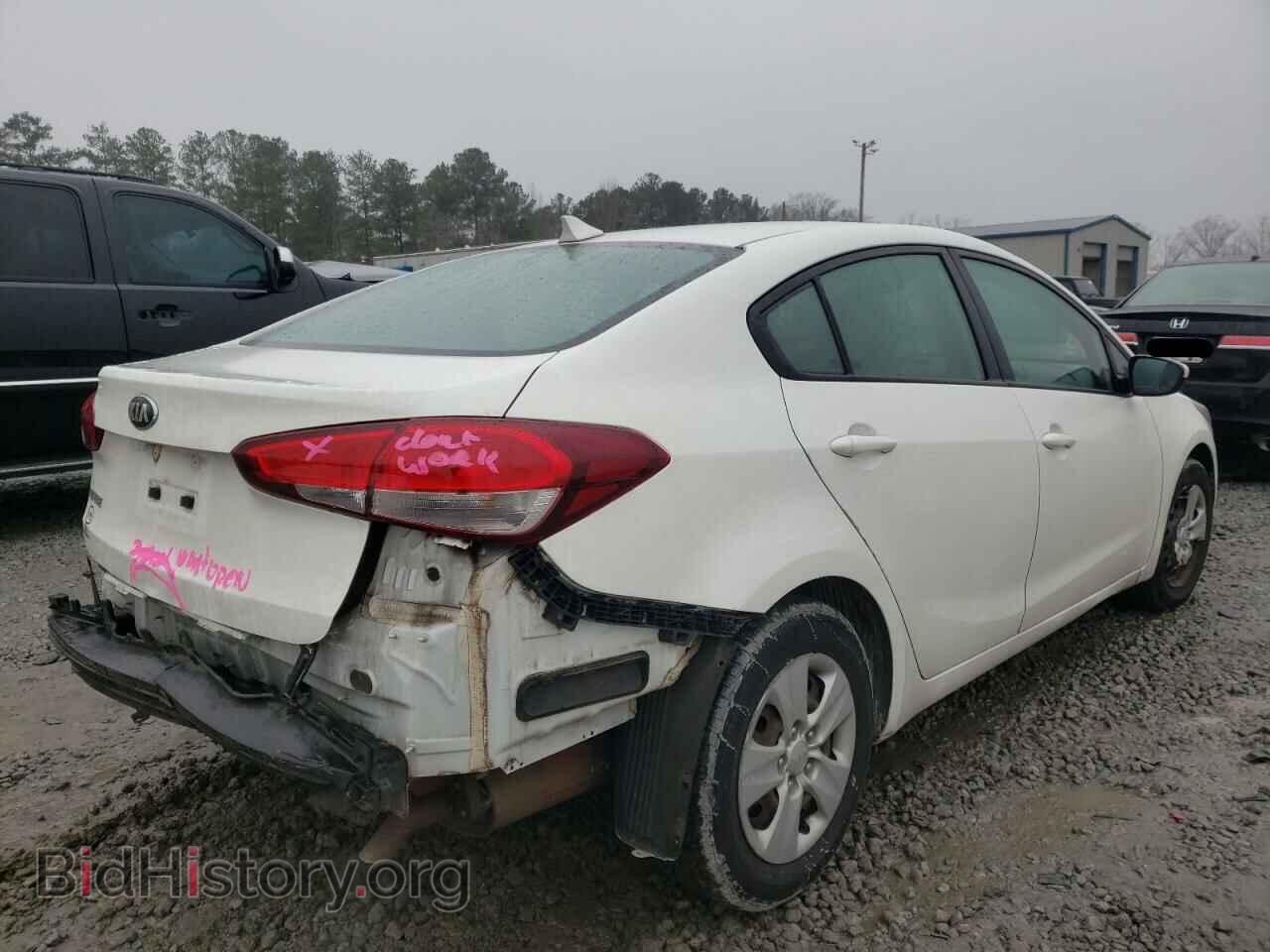 2017 KIA FORTE - VIN: 3KPFK4A70HE069765 - Фото 4
