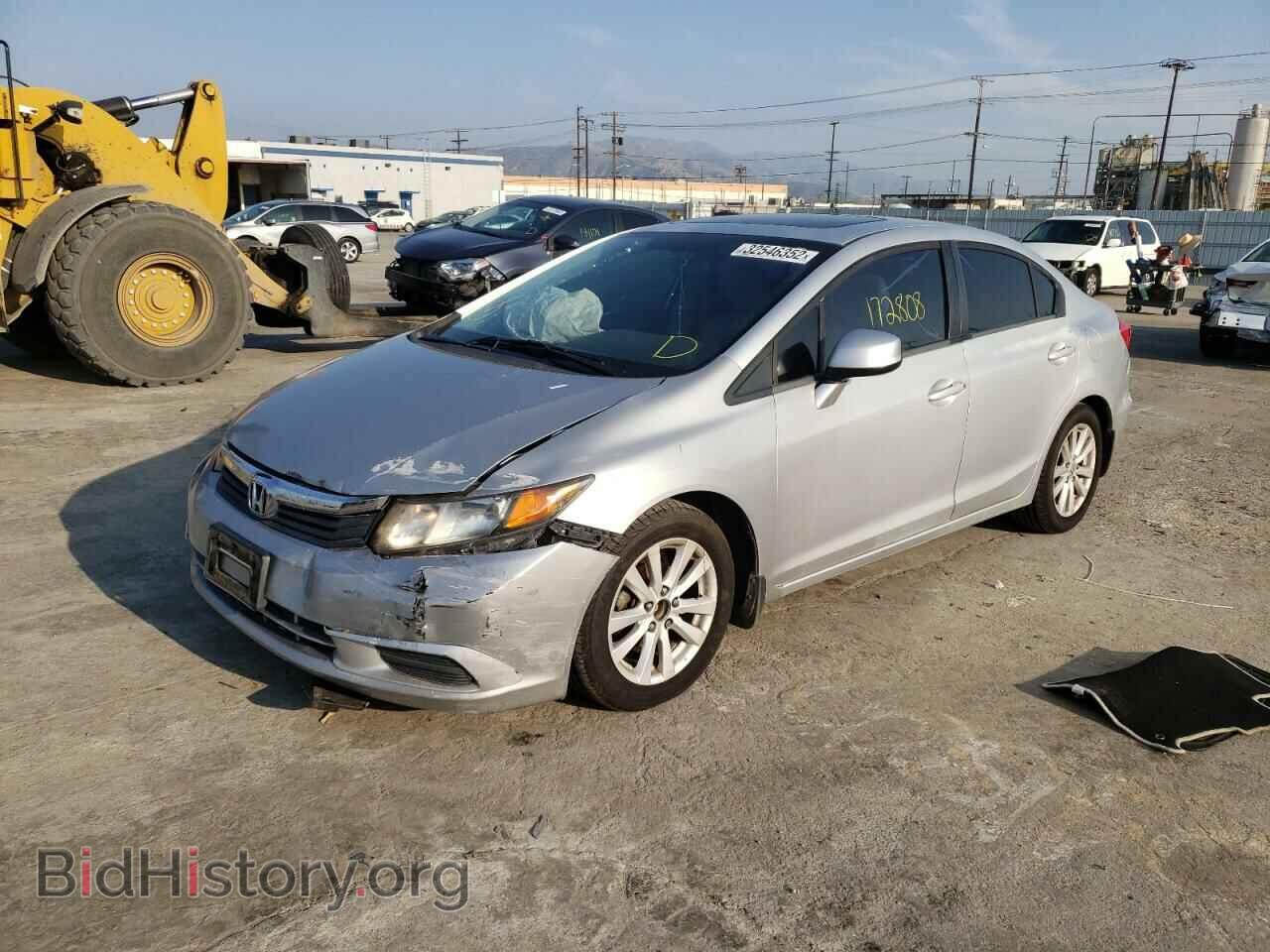 2012 HONDA CIVIC - VIN: 2HGFB2F83CH570251 - Фото 2