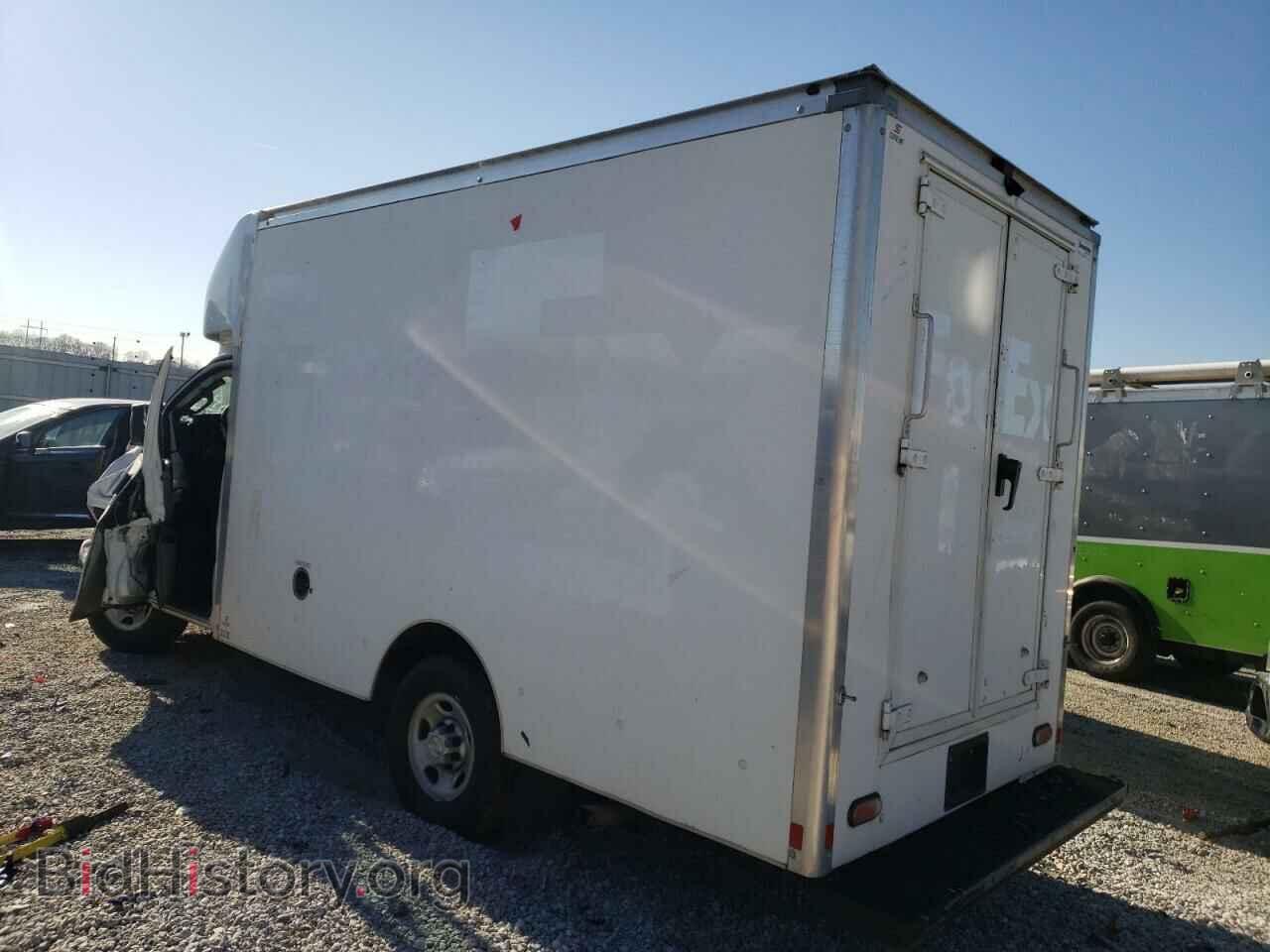 2019 CHEVROLET EXPRESS - VIN: 1GB0GRFP9K1143258 - Фото 3