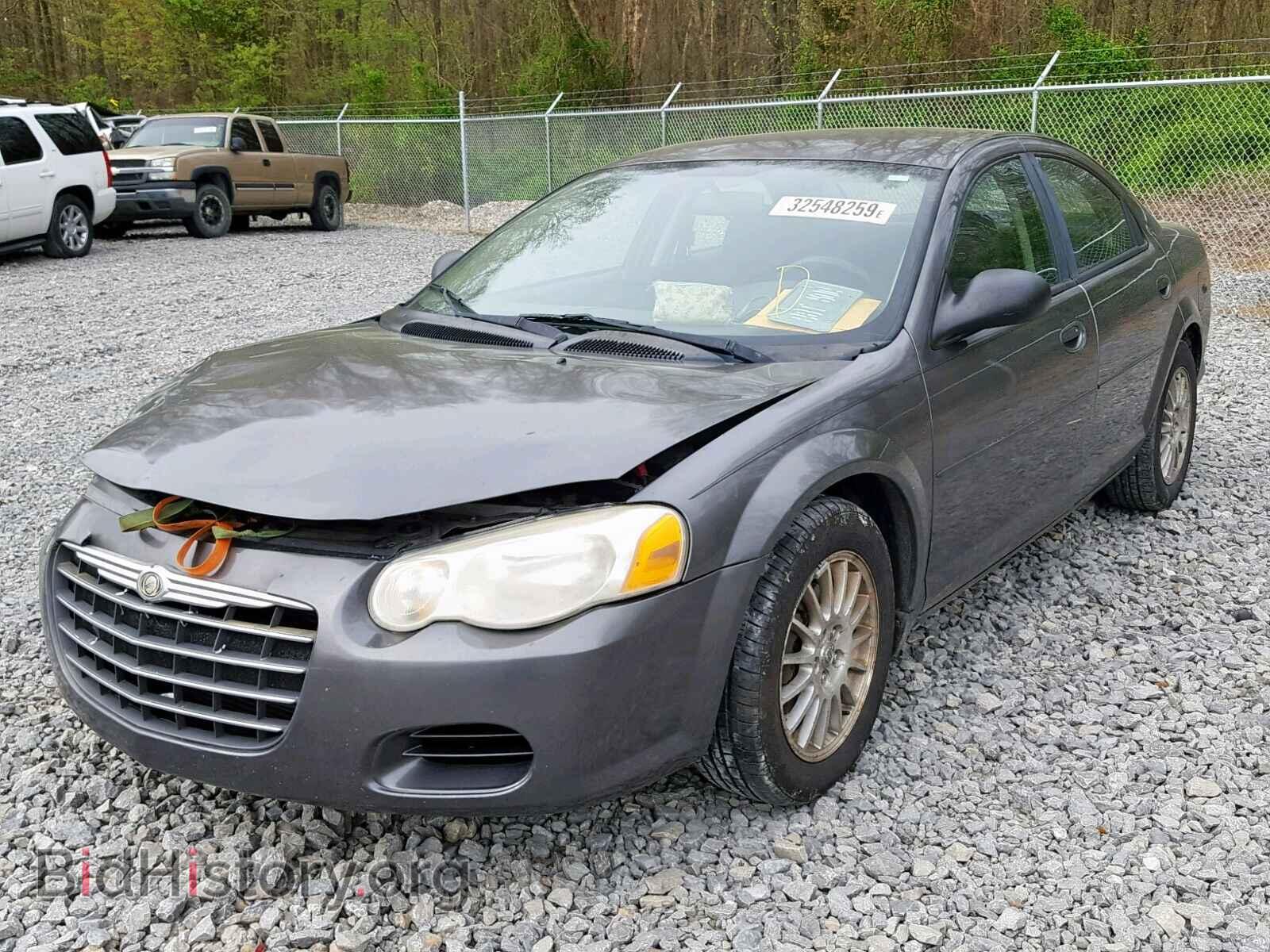 2005 CHRYSLER SEBRING - VIN: 1C3EL46X25N705647 - Фото 2