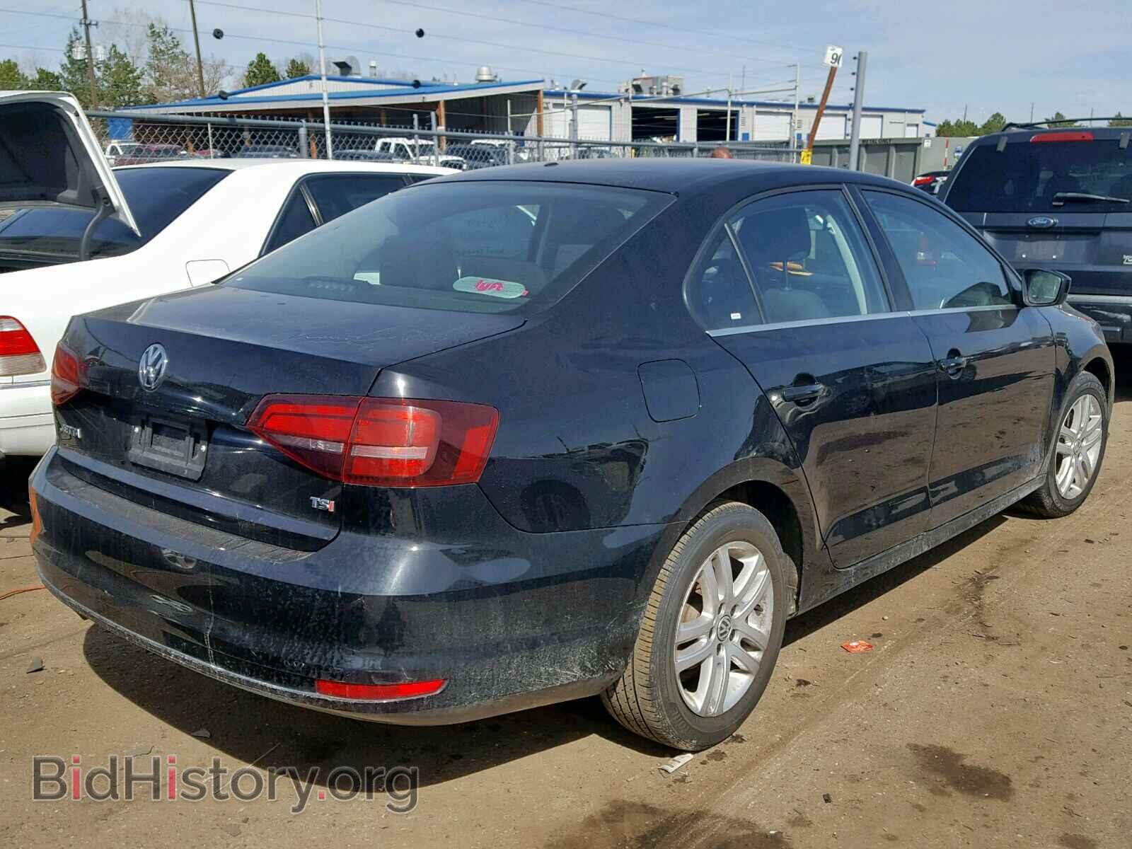 2017 VOLKSWAGEN JETTA - VIN: 3VW2B7AJ9HM287010 - Фото 4