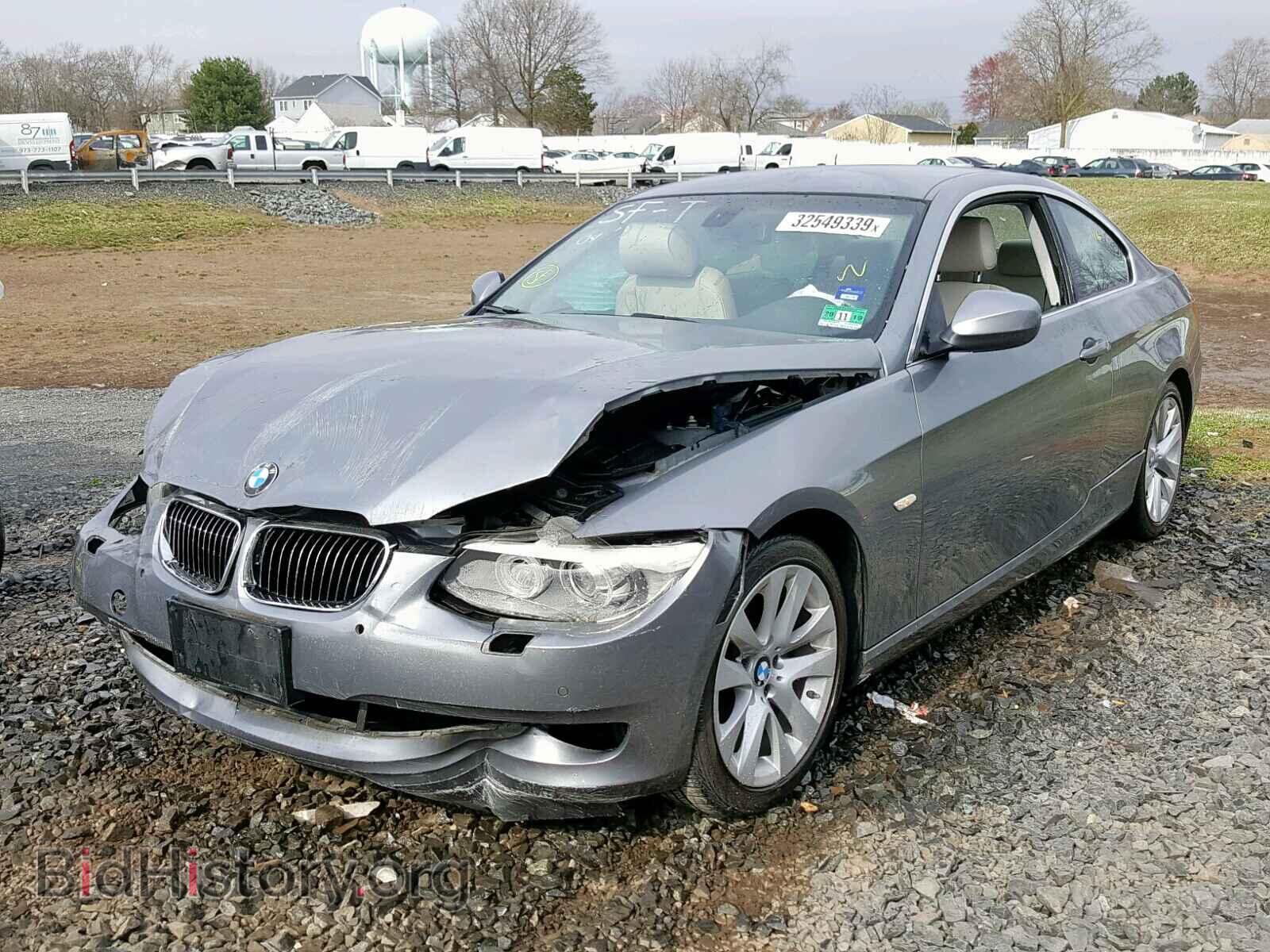 2012 BMW 3 SERIES - VIN: WBAKE3C59CE769975 - Фото 2