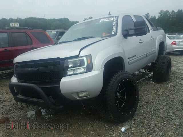 2010 CHEVROLET AVALANCHE - VIN: 3GNNCFE09AG217785 - Фото 2