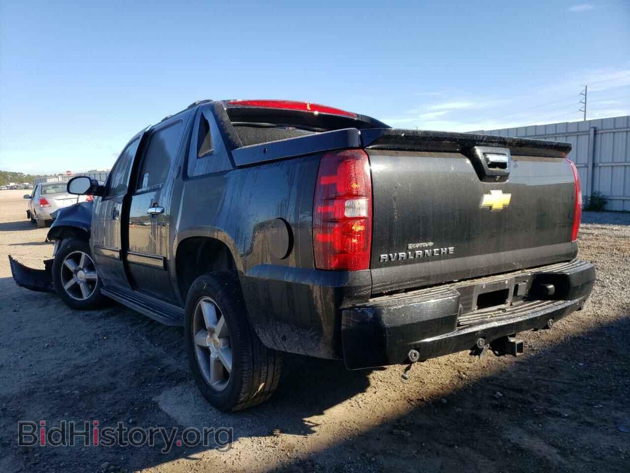 2013 CHEVROLET AVALANCHE - VIN: 3GNMCFE00DG243045 - Фото 3