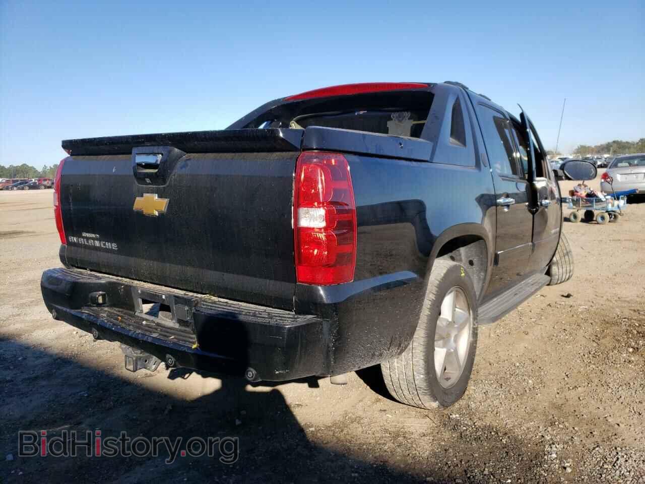 2013 CHEVROLET AVALANCHE - VIN: 3GNMCFE00DG243045 - Фото 4
