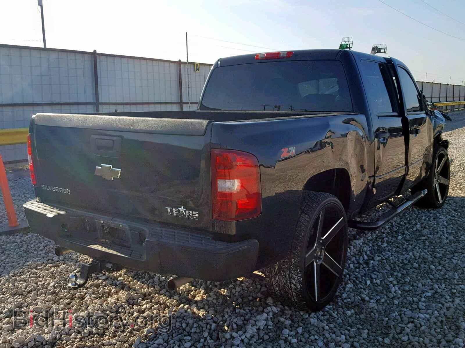 2008 CHEVROLET SILVERADO - VIN: 2GCEC13C181129874 - Фото 4