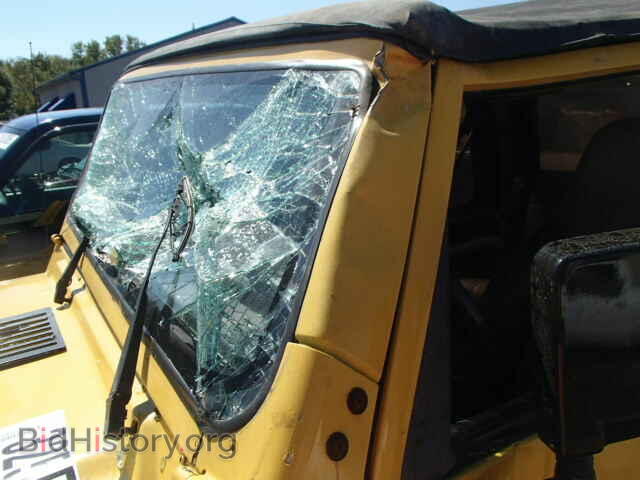 2000 JEEP WRANGLER - VIN: 1J4FA49S9YP743045 - Фото 10
