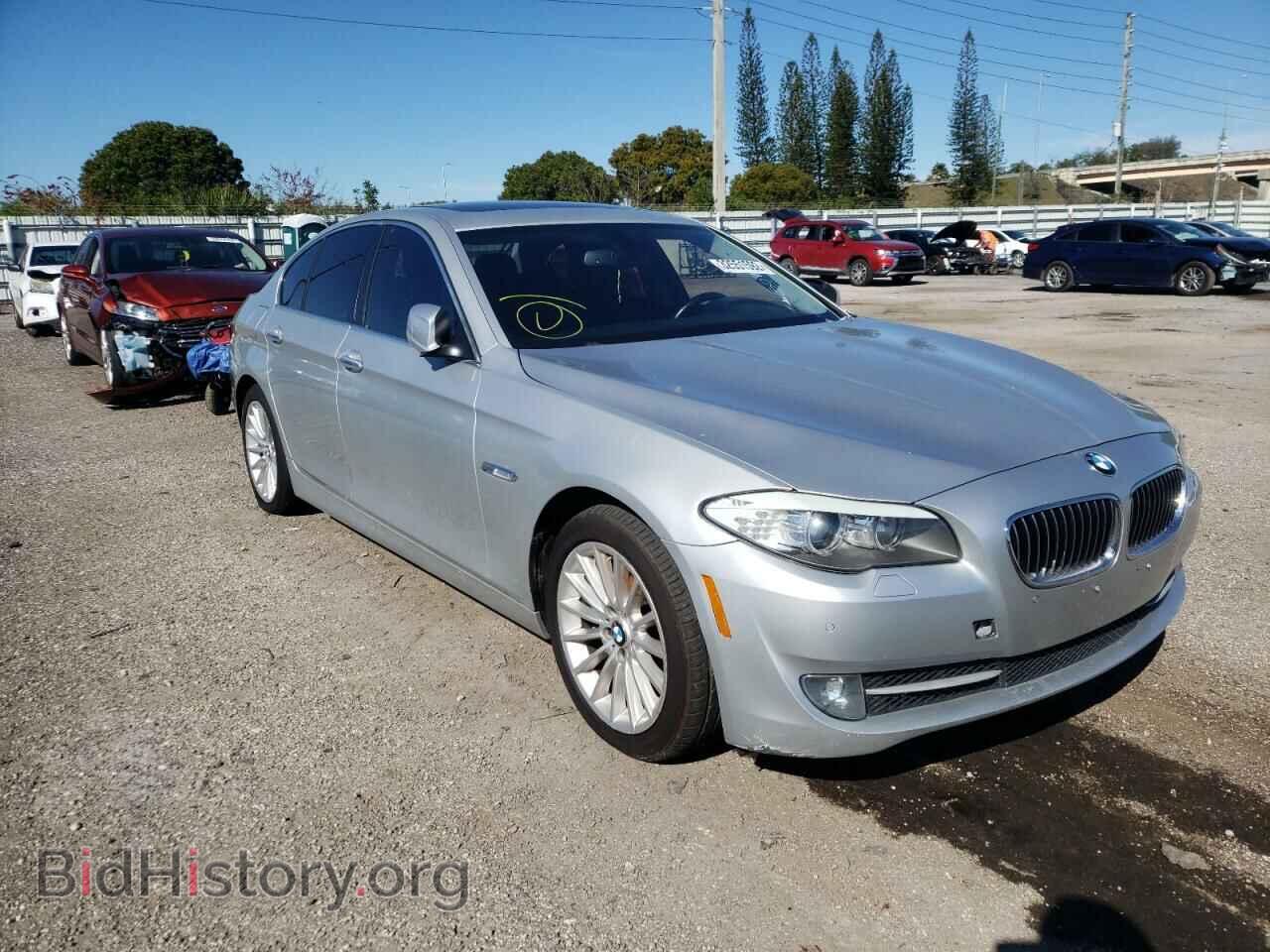 Фотография WBAFR7C51BC600623 - BMW 5 SERIES 2011