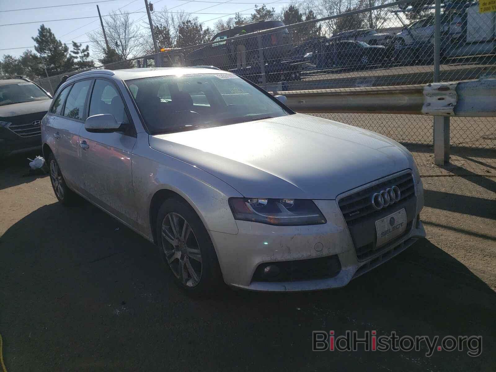 Photo WAUSFAFL2AA019799 - AUDI A4 2010