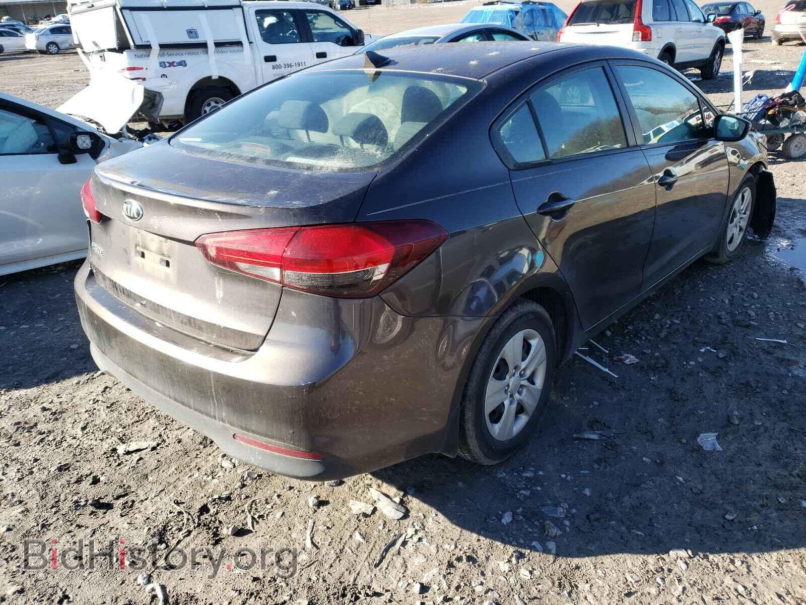 2017 KIA FORTE - VIN: 3KPFL4A71HE091173 - Фото 4