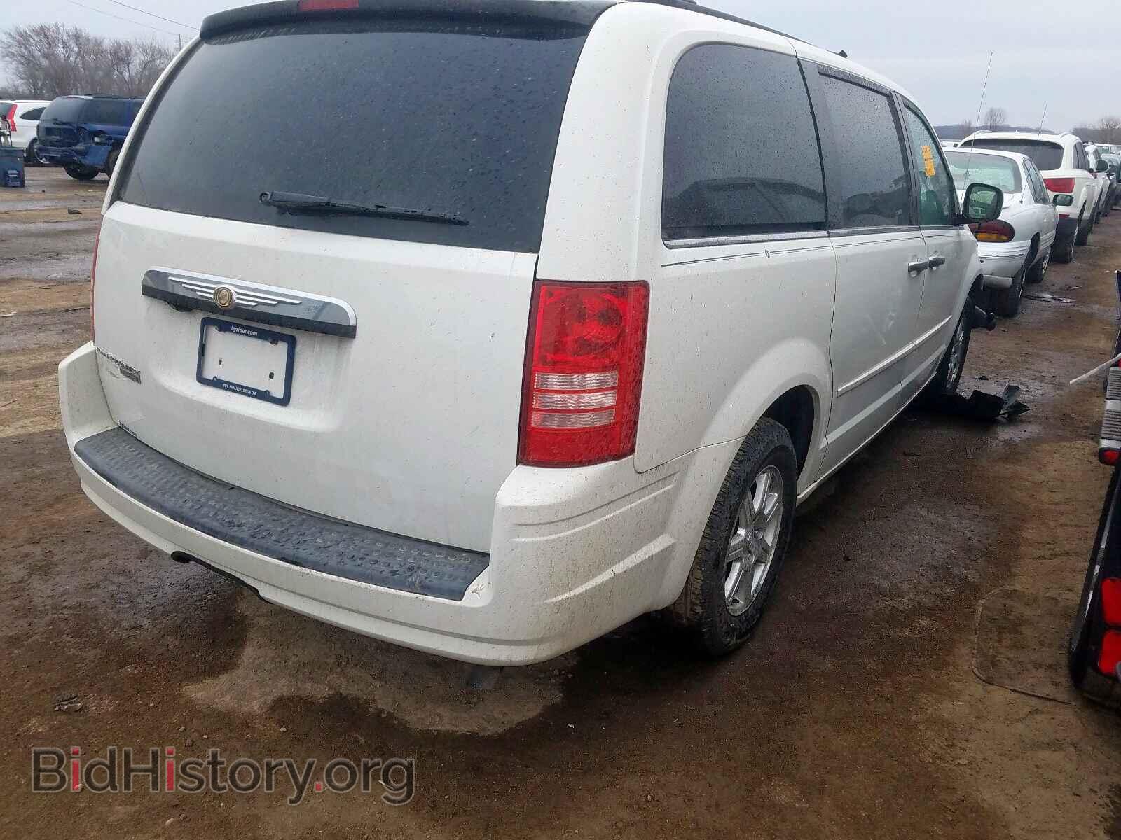 2008 CHRYSLER MINIVAN - VIN: 2A8HR54P98R115994 - Фото 4