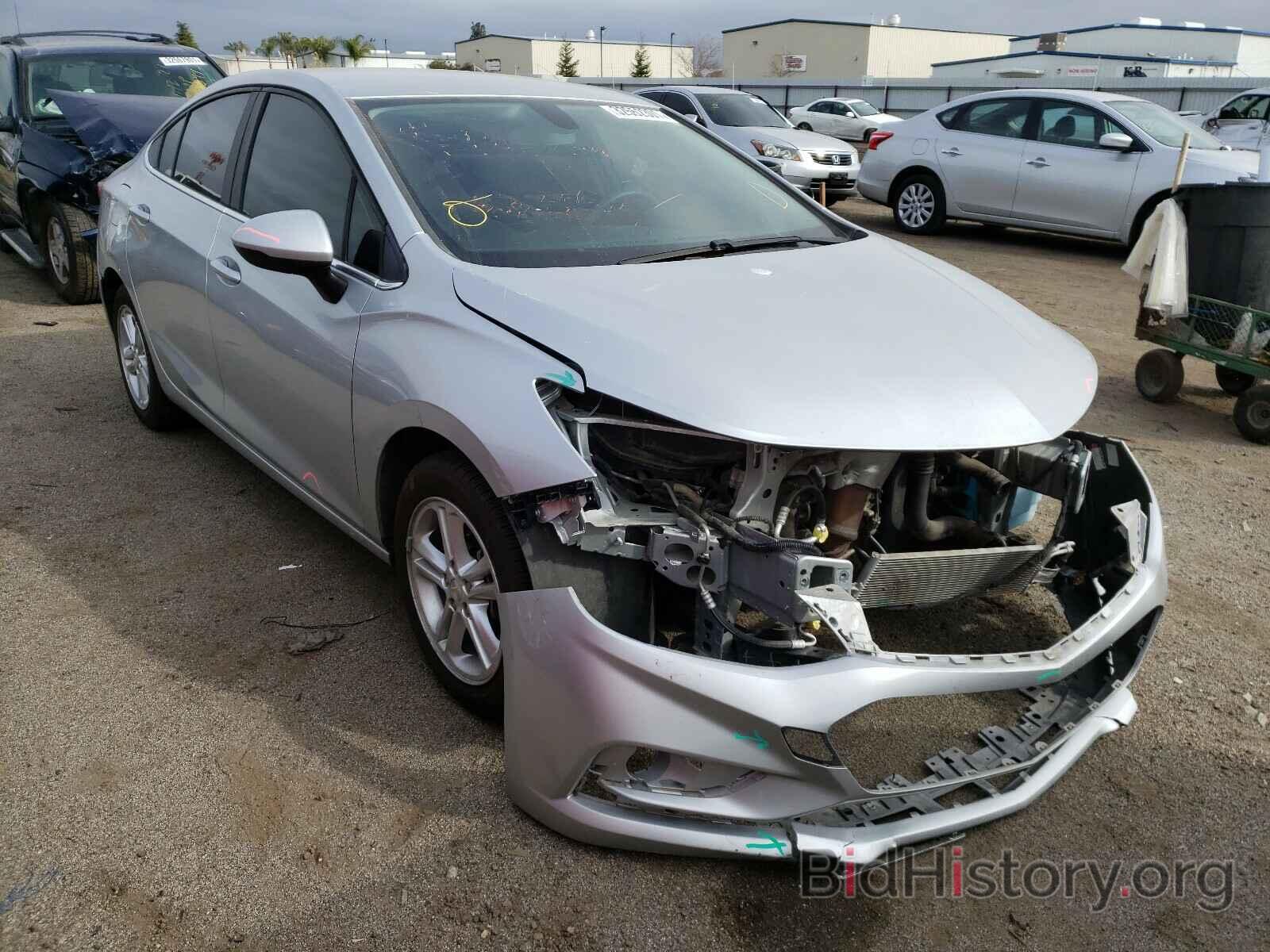 Photo 1G1BE5SM1H7202686 - CHEVROLET CRUZE 2017